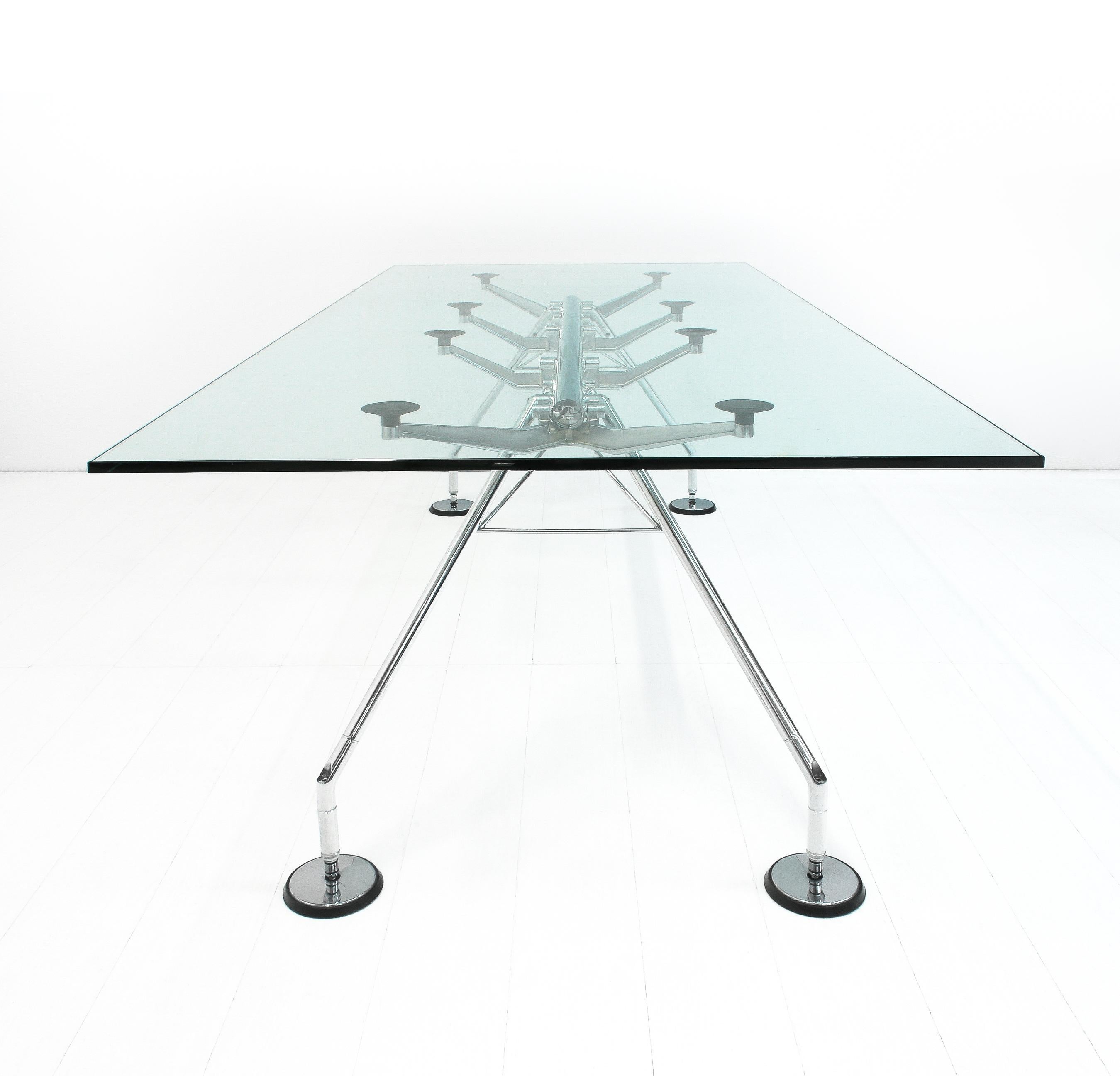 Post-Modern Nomos Dining Table by Norman Foster for Tecno, 1980s