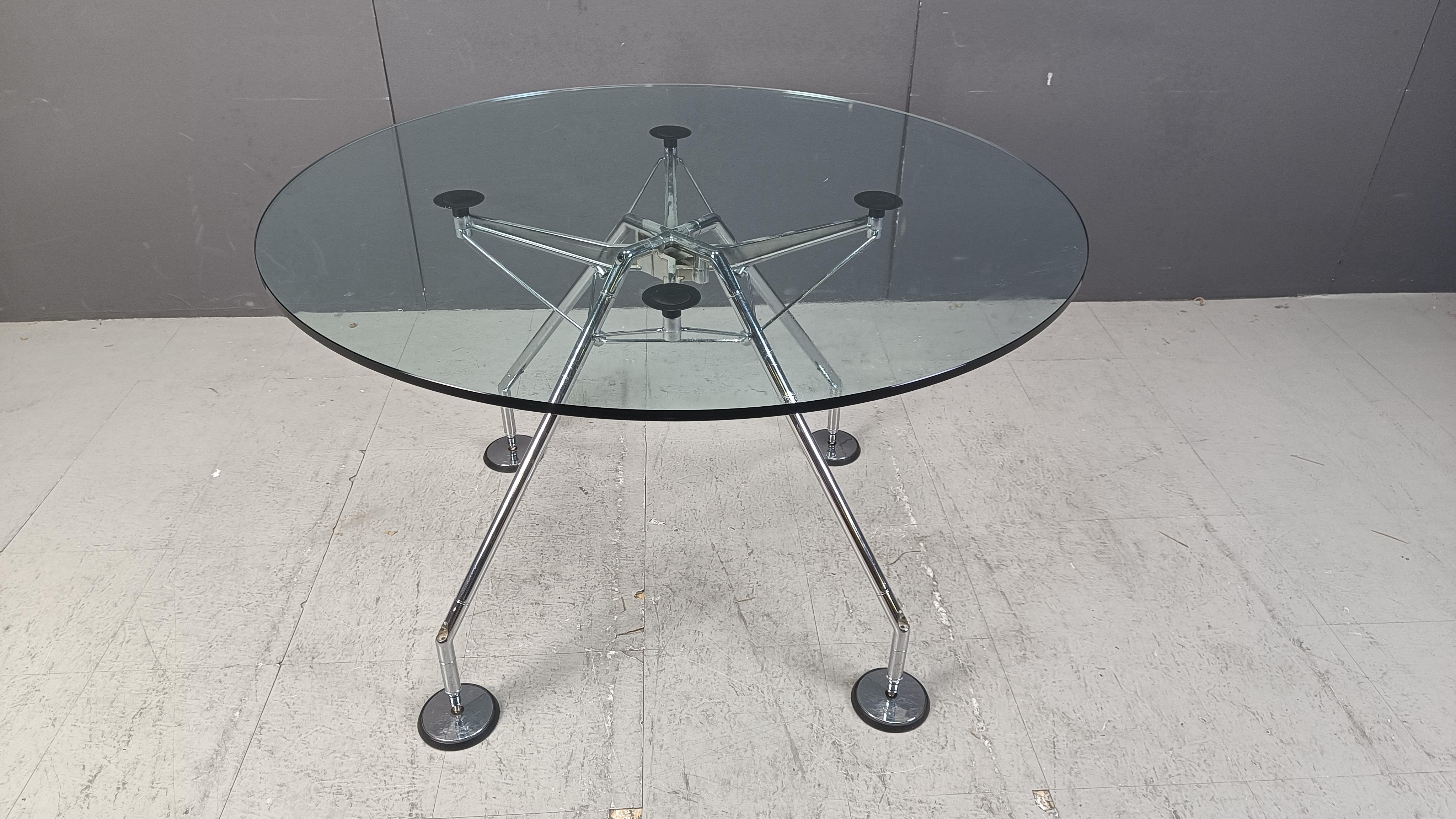 Post-Modern Nomos Dining Table by Norman Foster for Tecno, 1990s