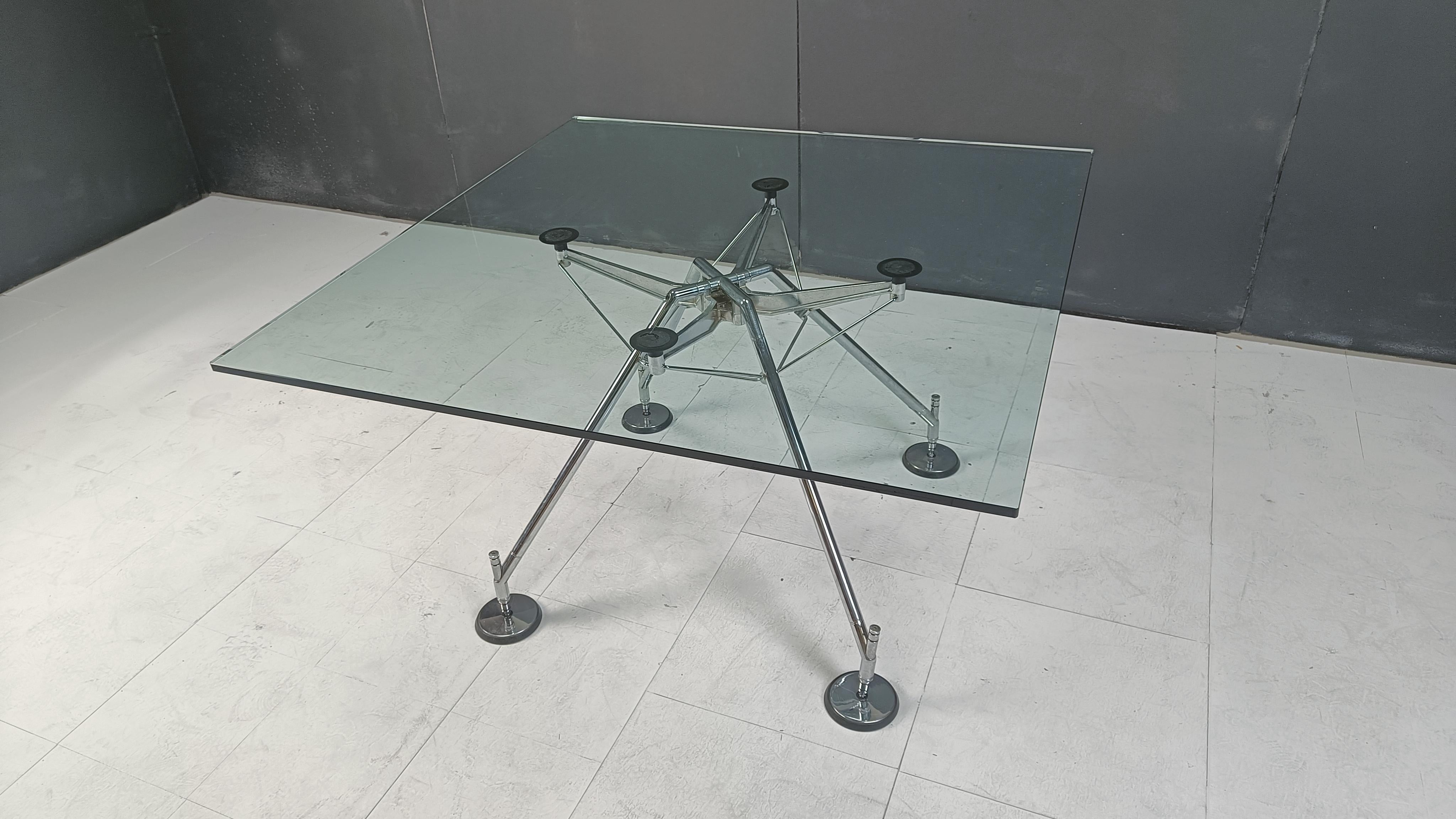 Post-Modern Nomos Dining Table by Norman Foster for Tecno, 1990s