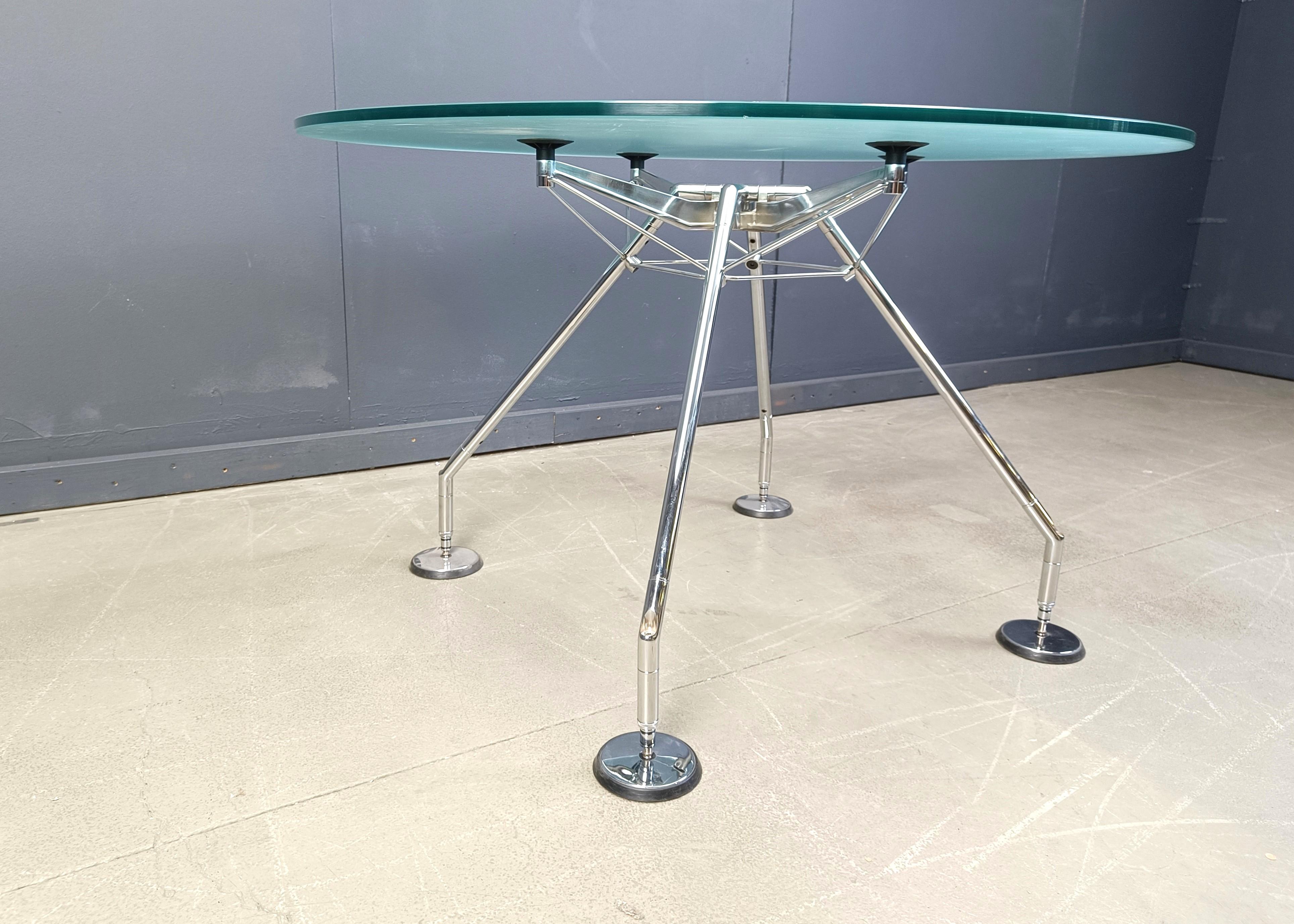 Glass Nomos Dining Table by Norman Foster for Tecno, 1990s For Sale