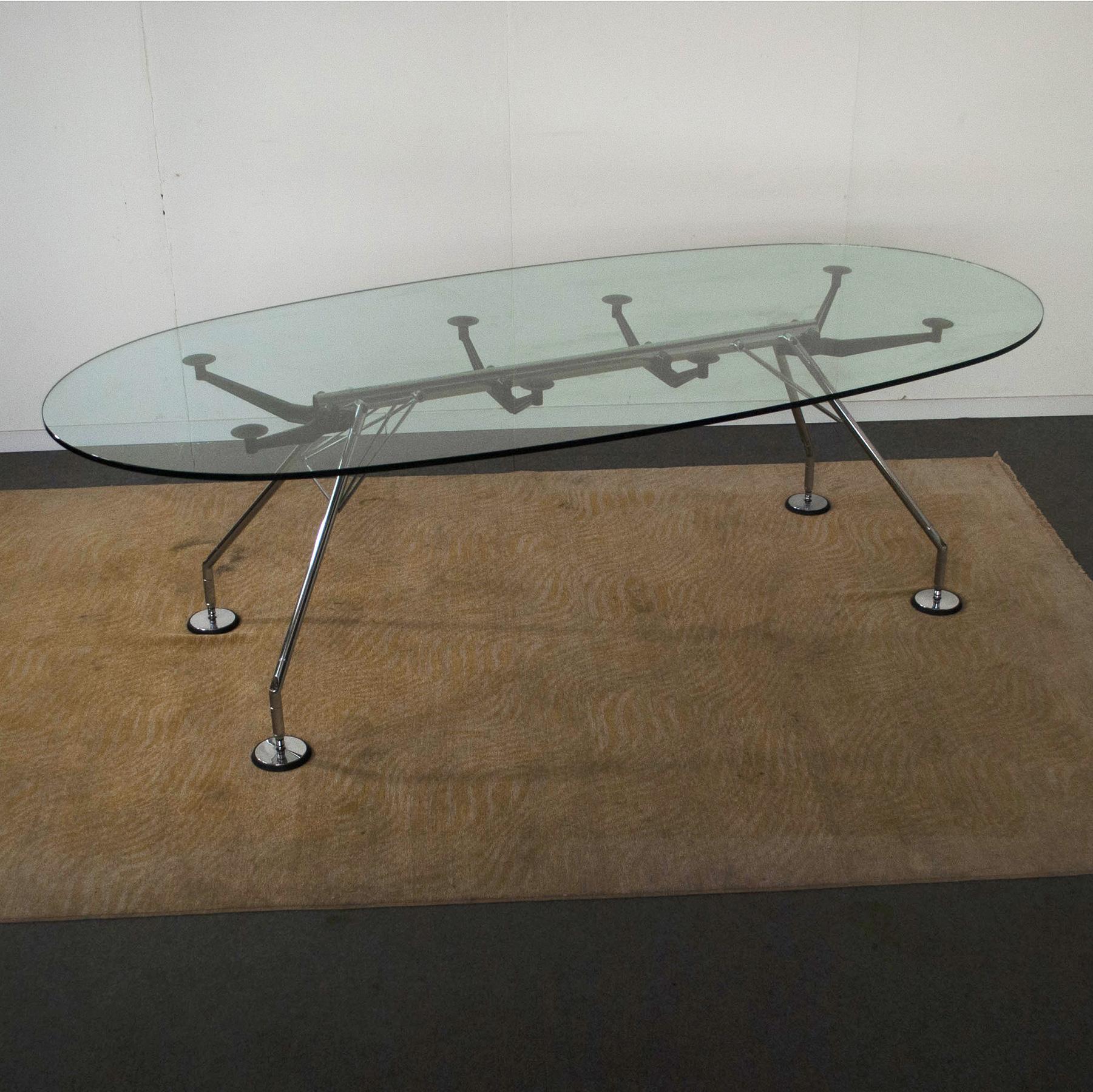 Table Nomos de Norman Foster des années 80 5