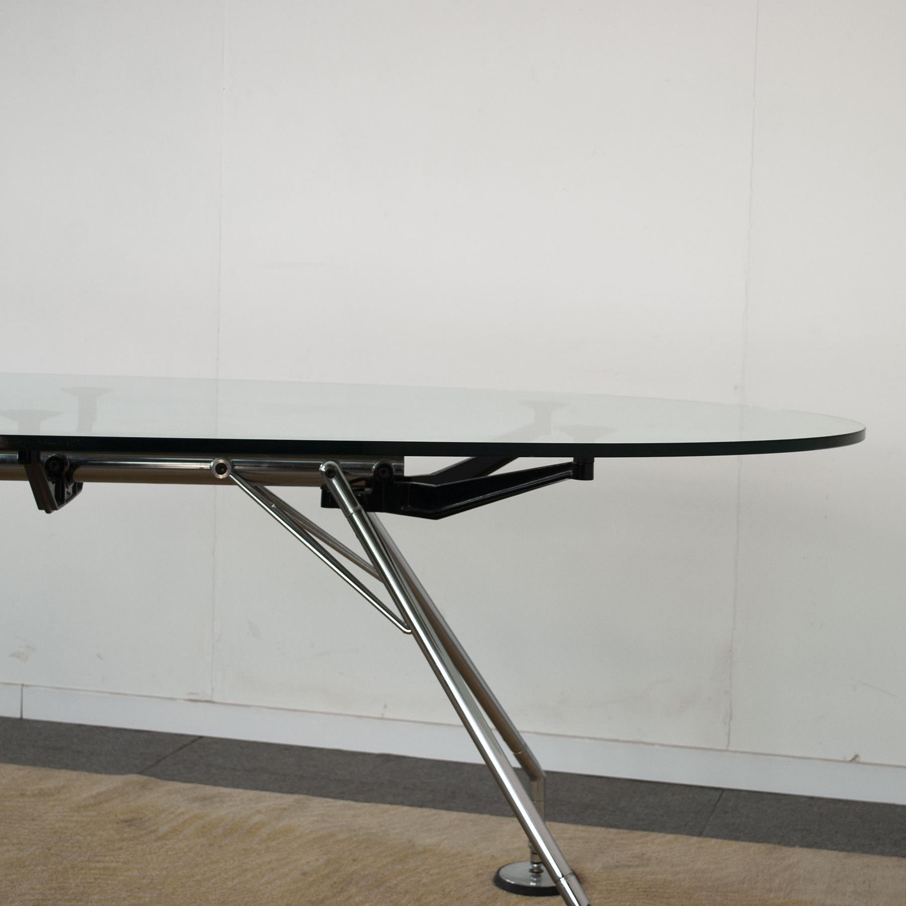 Table Nomos de Norman Foster des années 80 1