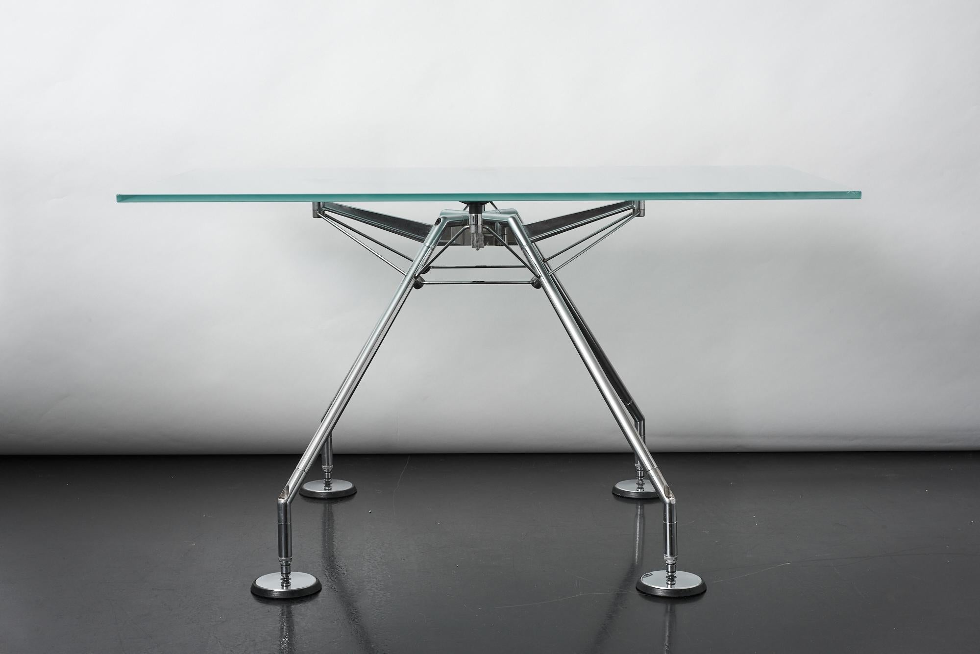 Industrial Nomos table by Norman Foster by Tecno