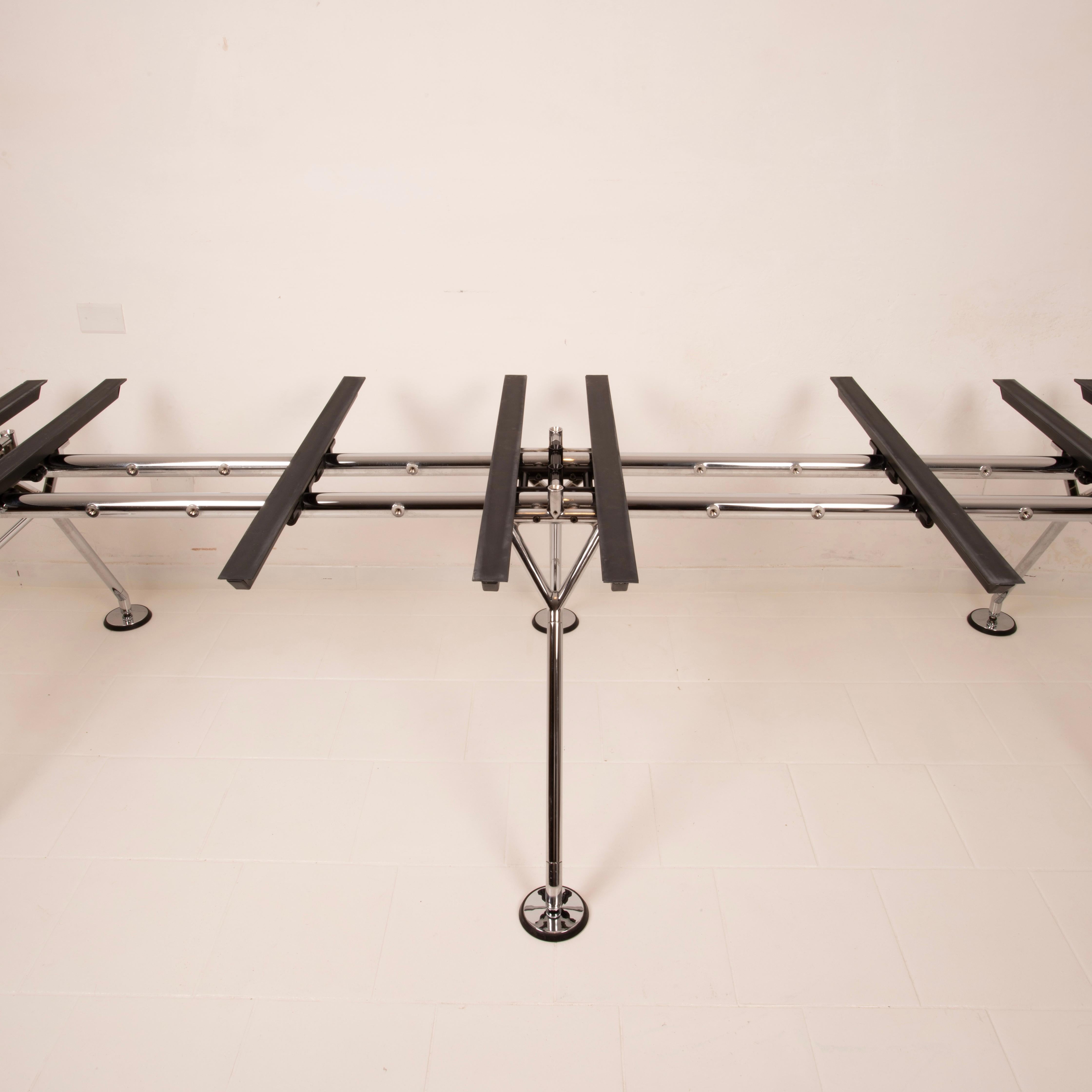 Italian Table de réunion Nomos XL par Norman Foster pour Tecno 1980 en vente