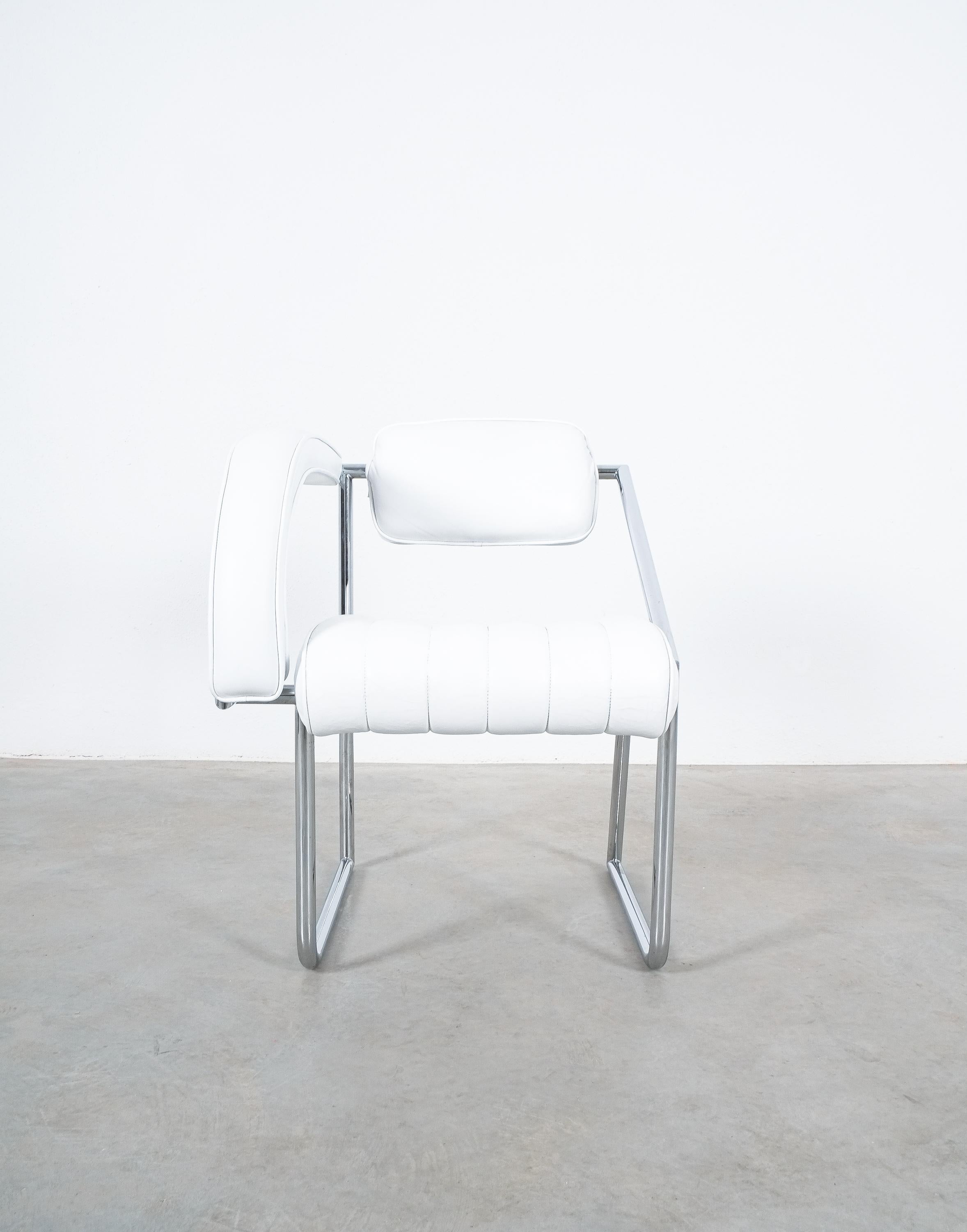 eileen gray non conformist chair