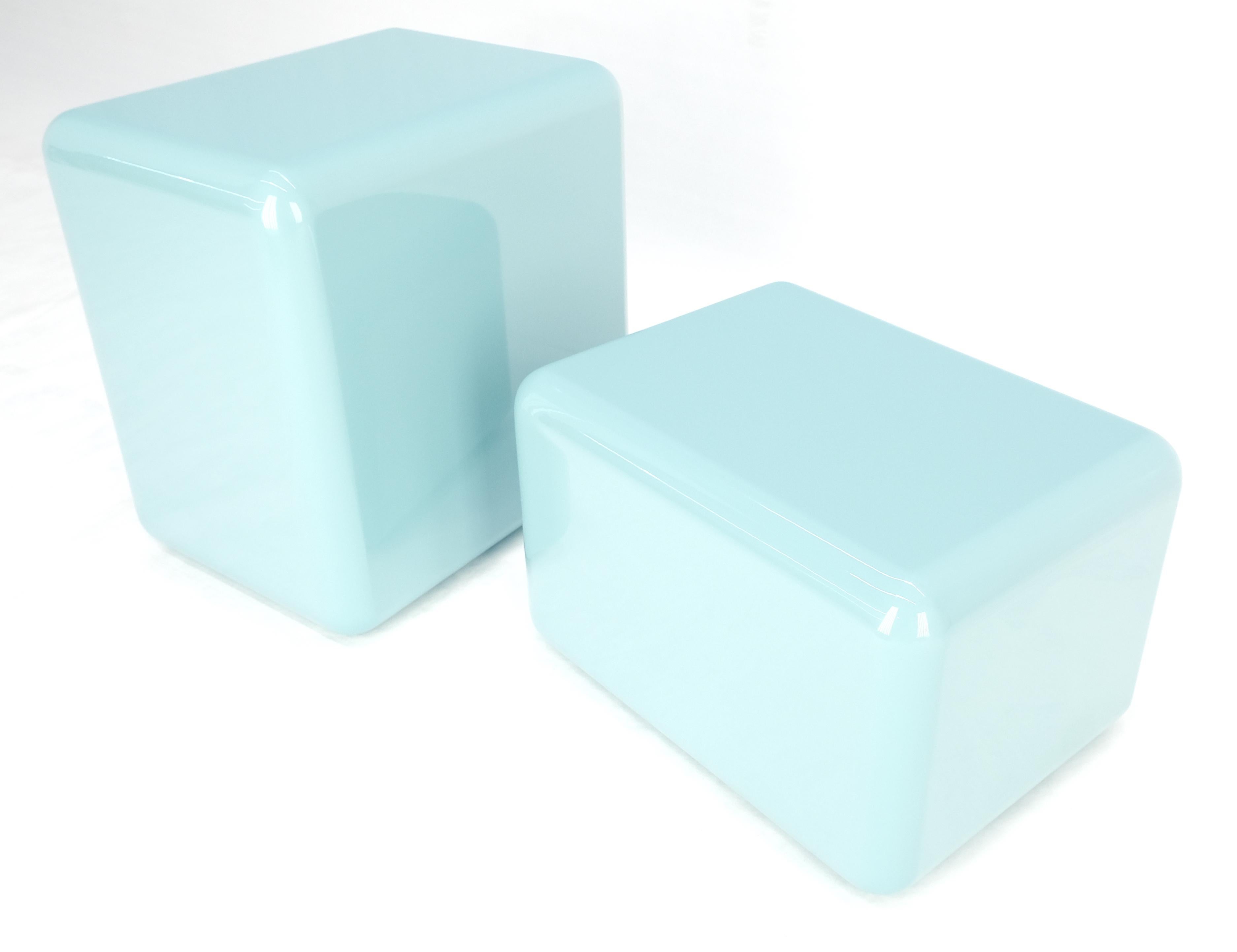Mid-Century Modern Non Matching Pair Rounded Edges and Corners Thick Enamel Finish Side End Tables For Sale