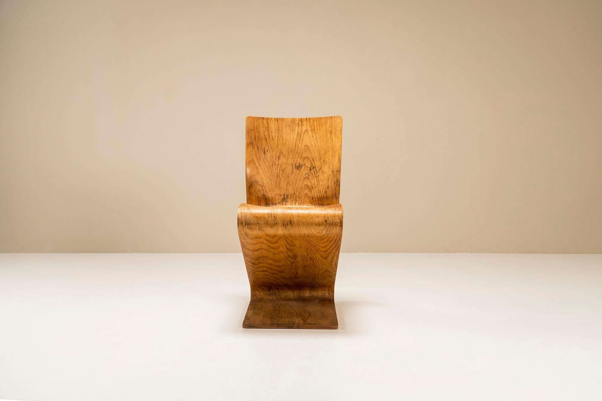 Bois Chaise non sérielle 275 S-Chair de Verner Panton à Bent Fineer, Danemark, 1956