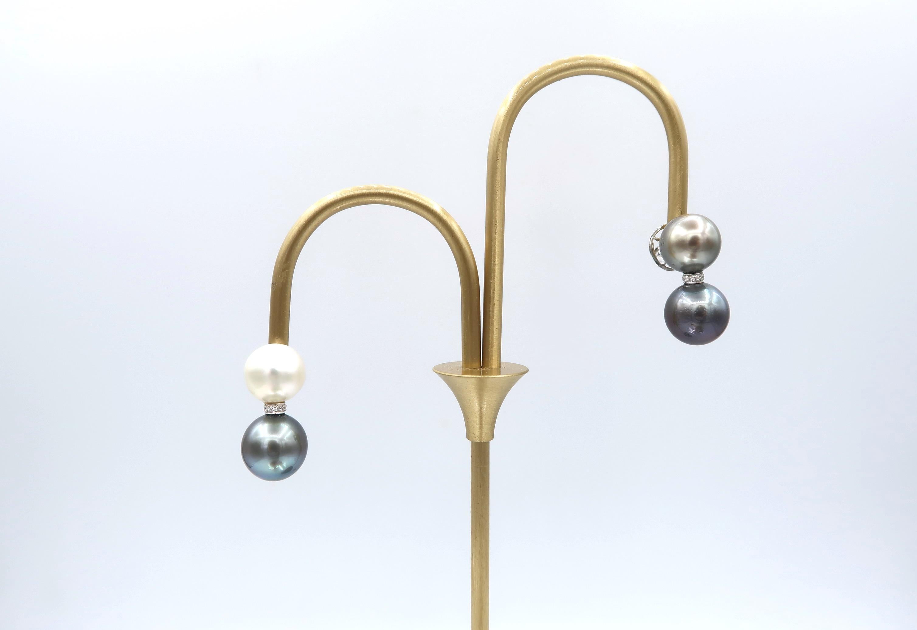Contemporary Nonidentical South Sea and Tahitian Pearl Diamond Sconce 18 Karat Gold Earrings For Sale