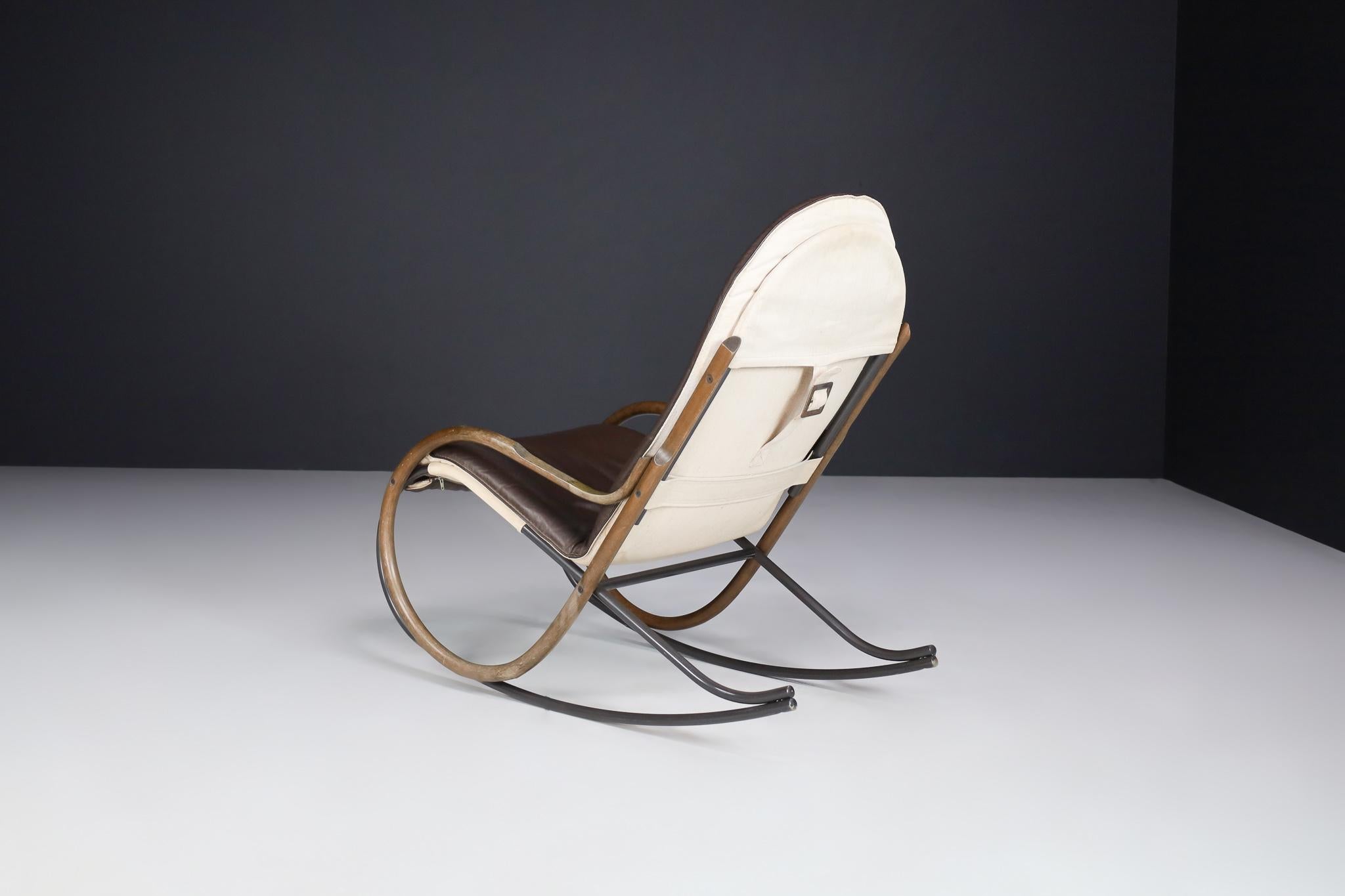 Swiss Nonna Rocking Chair by Paul Tuttle for Strässle, Switzerland, 1970s For Sale