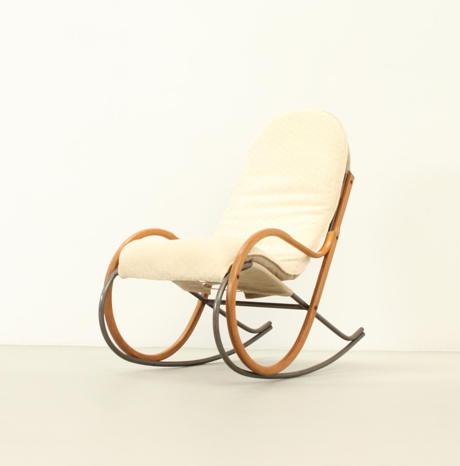 Nonna Rocking Chair by Paul Tuttle for Strässle, Switzerland, 1972 In Good Condition For Sale In Barcelona, ES