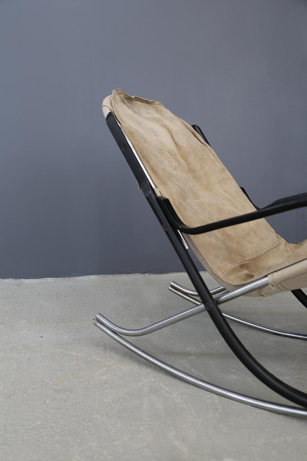 Nonna Rocking Chair Designed by Paul Tuttle for Strassle International In Good Condition In Milano, IT