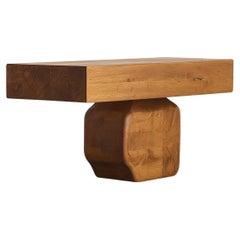 NONO Elefante Foyer Table 09, Oak Precision, Minimalist Elegance