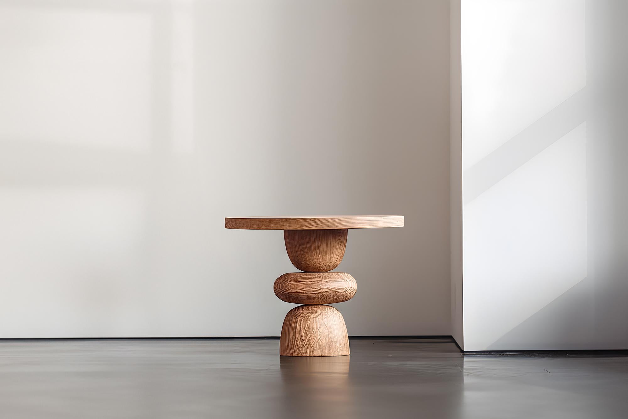 NONO Elefante Beistelltisch 3, Massivholz, schweres skulpturales Design

—————————————————————
Das Basisprodukt ist aus massivem Roteichenholz gefertigt und in naturbelassener oder schwarz getönter Ausführung erhältlich. Es sind auch andere