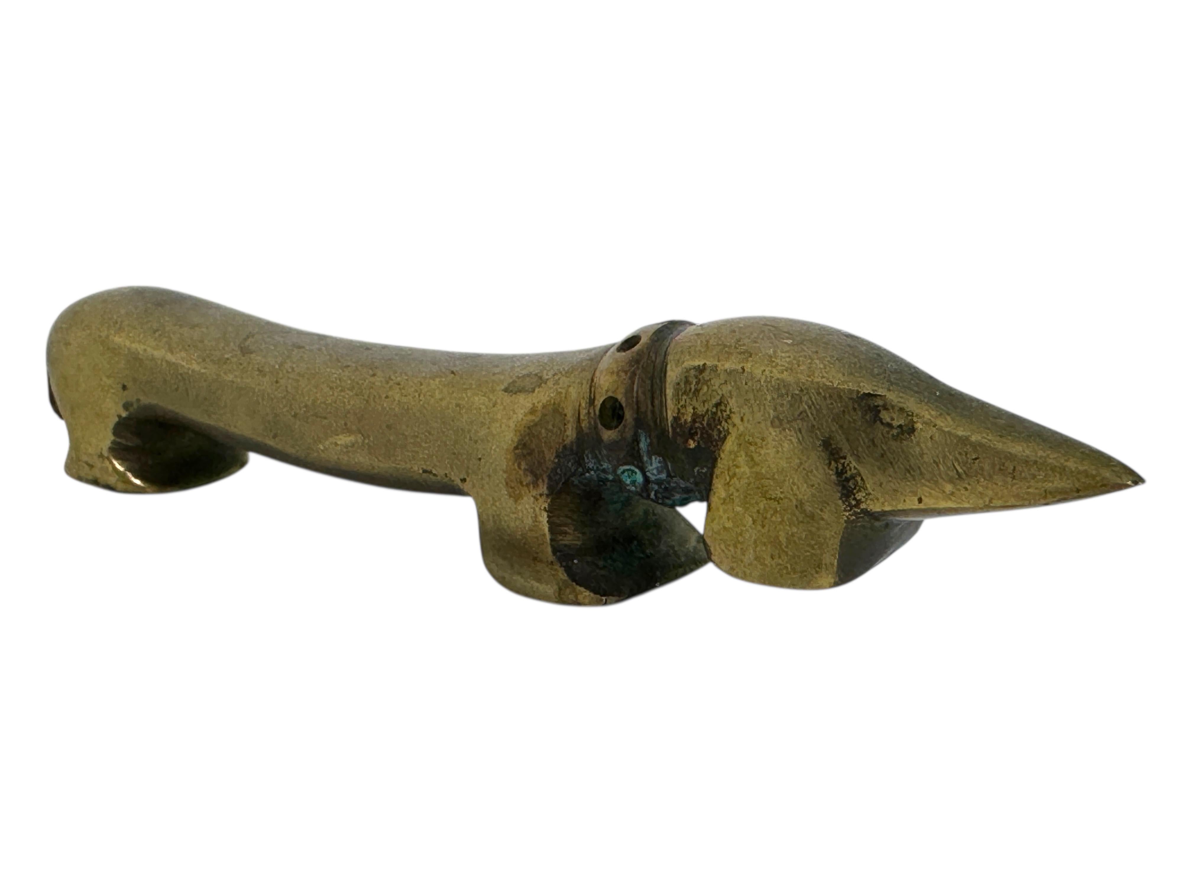 „Noodle“ Dachshund-Hundeflaschenöffner Bosse Wien, Österreich, 1950er Jahre im Zustand „Gut“ im Angebot in Nuernberg, DE