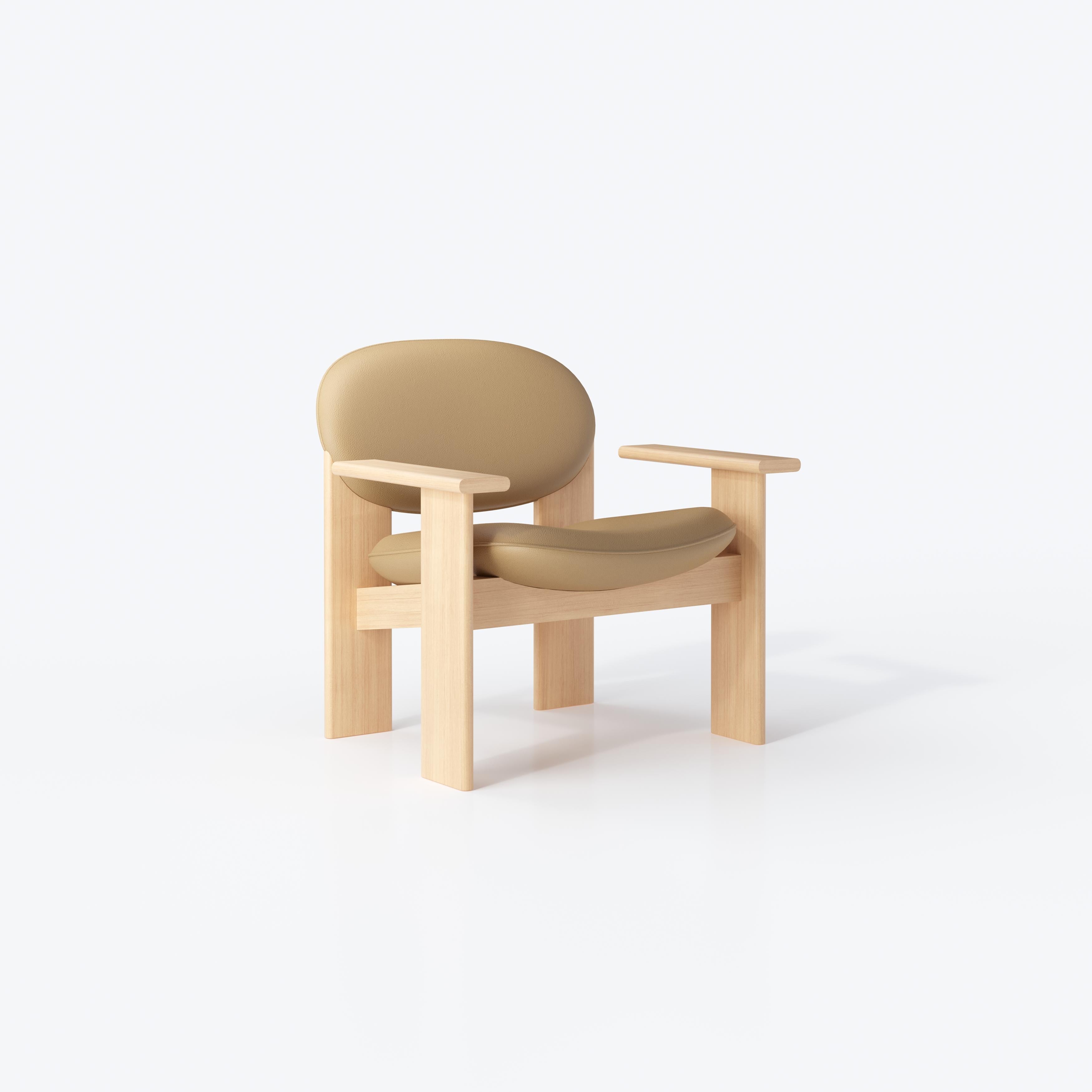 Par NOOM

Conçu par Kateryna Sokolova

La chaise longue Archipen vient enrichir l'éminente Collection Archipen, présentant un sanctuaire sculptural défini par une clarté architecturale et une géométrie calme directement inspirées de l'œuvre