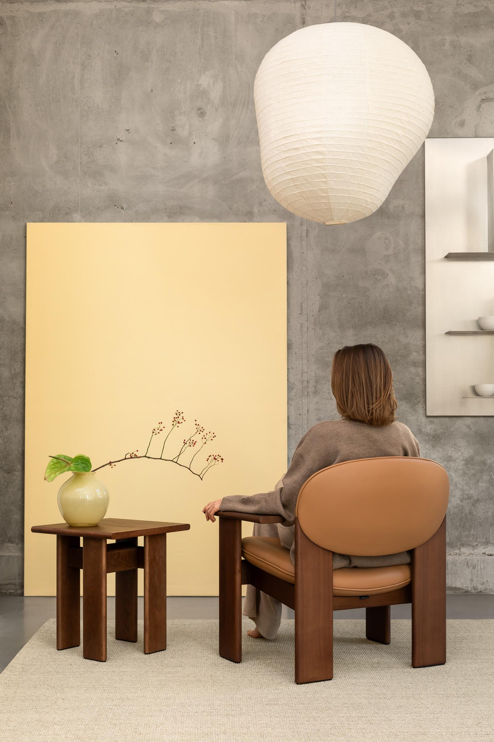 Noom Home Archipen Lounge Chair - Tranzerelle Leather Ucraniano en venta