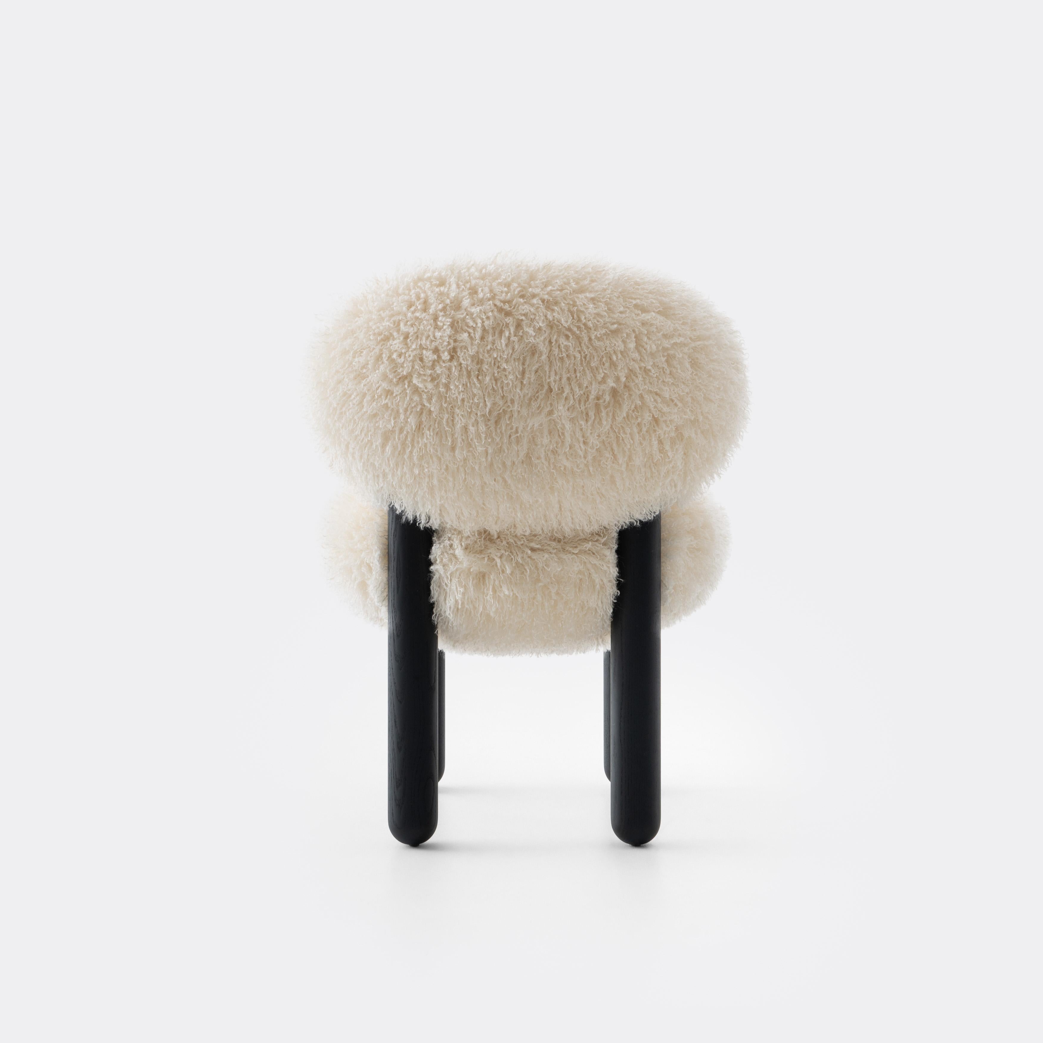 NOOM Home Flock CS2 Sedia Fluffy Edition In condizioni Nuovo in vendita a Toronto, CA