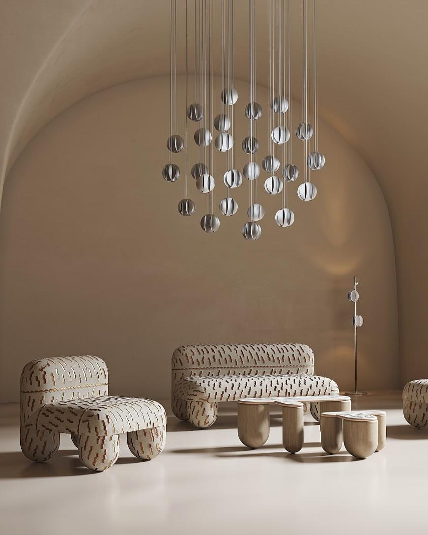 Conçu par Denys Sokolov

La chaise basse HELLO, fabriquée avec une attention méticuleuse aux détails, présente un design visuellement frappant et émotionnellement attrayant. Ses formes rondes et organiques sont à la fois ludiques et sophistiquées,