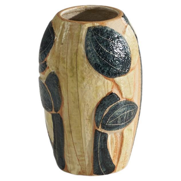 Noomi Backhausen, Vase, Stoneware, Søholm, Bornholm, Denmark, 1960s