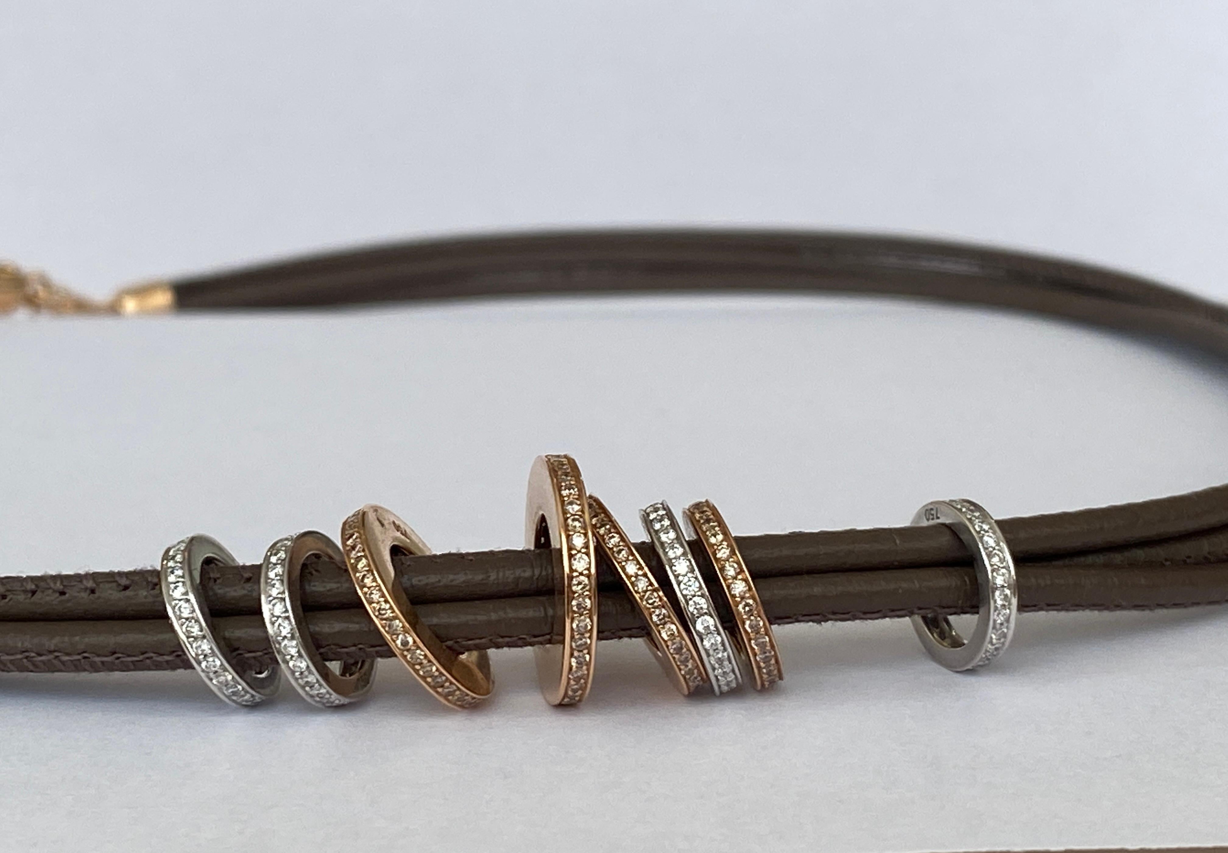 Collana di diamanti e cuoio di Noor in oro rosa 18 carati modello Looping in vendita 5