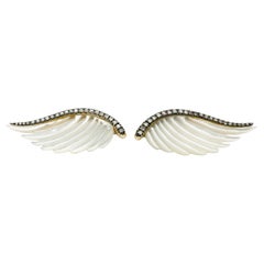 Noor Fares Boucles d'oreilles Fly Me to the Moon 0.52cttw Diamond 18K Gold Mother of Pearl