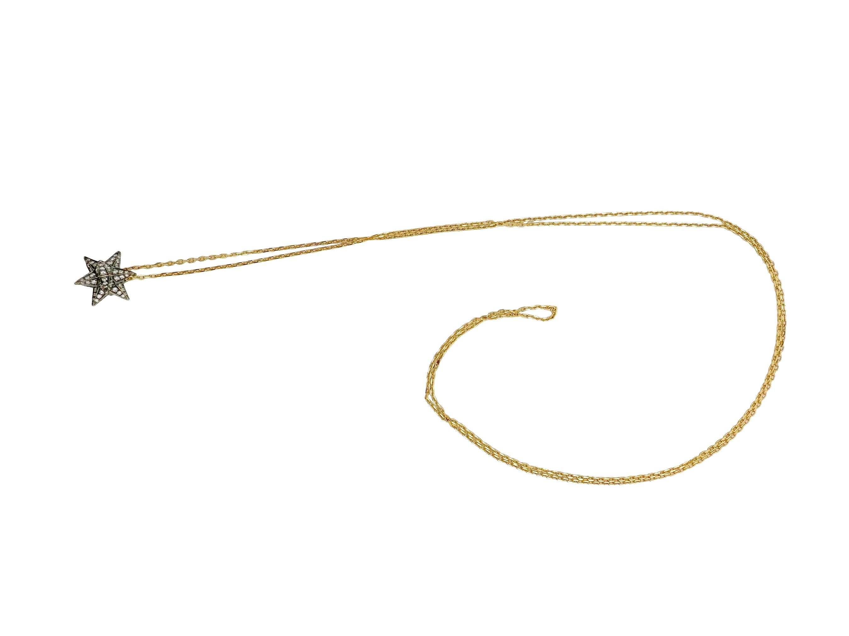 Taille ronde Noor Fares, collier pendentif étoile Merkaba en or 18 carats et diamants de 0,73 carat en vente