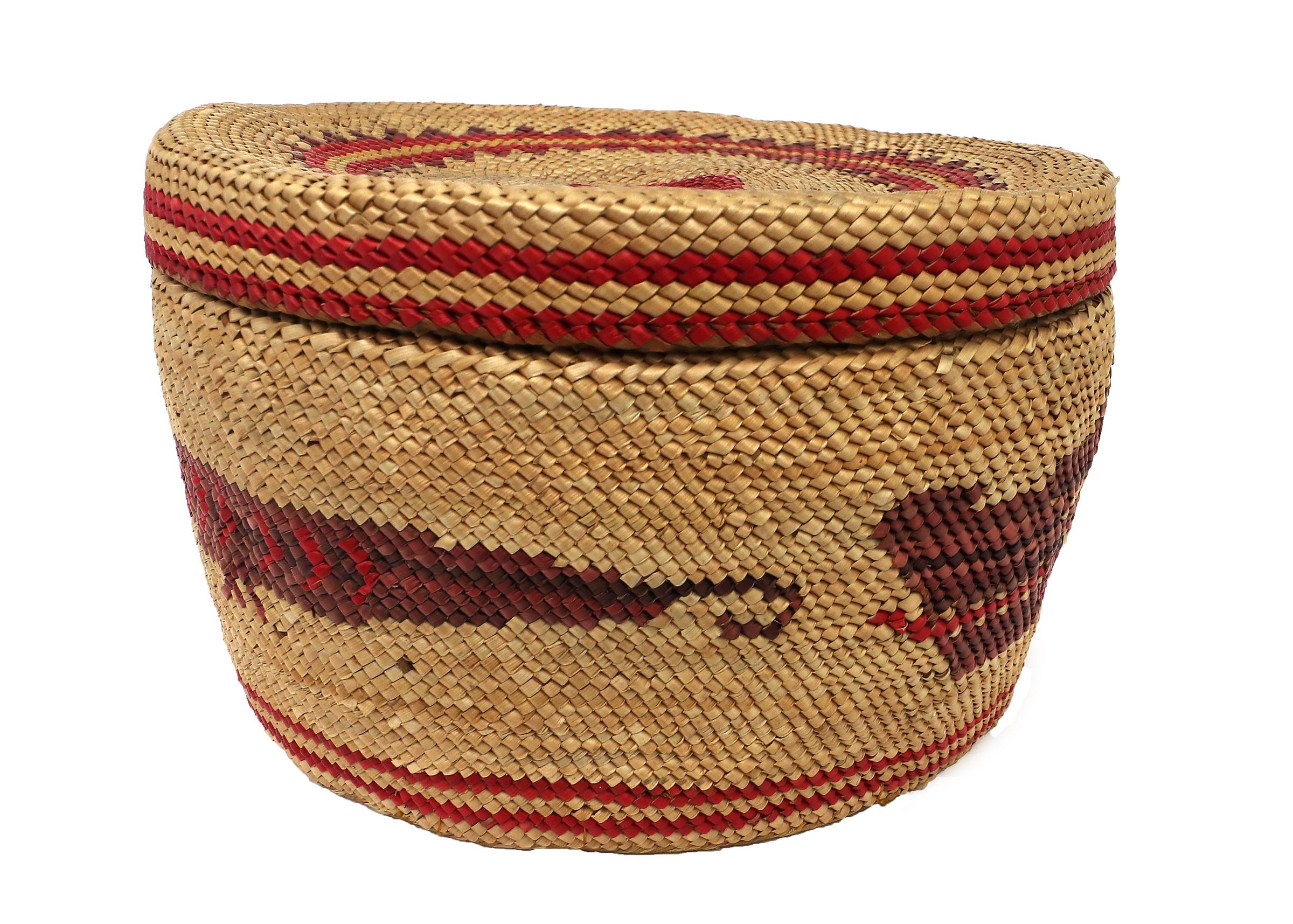 Nootka Northwest Coast 1900 Woven Basket with Top, Red and Black Designs For Sale 4