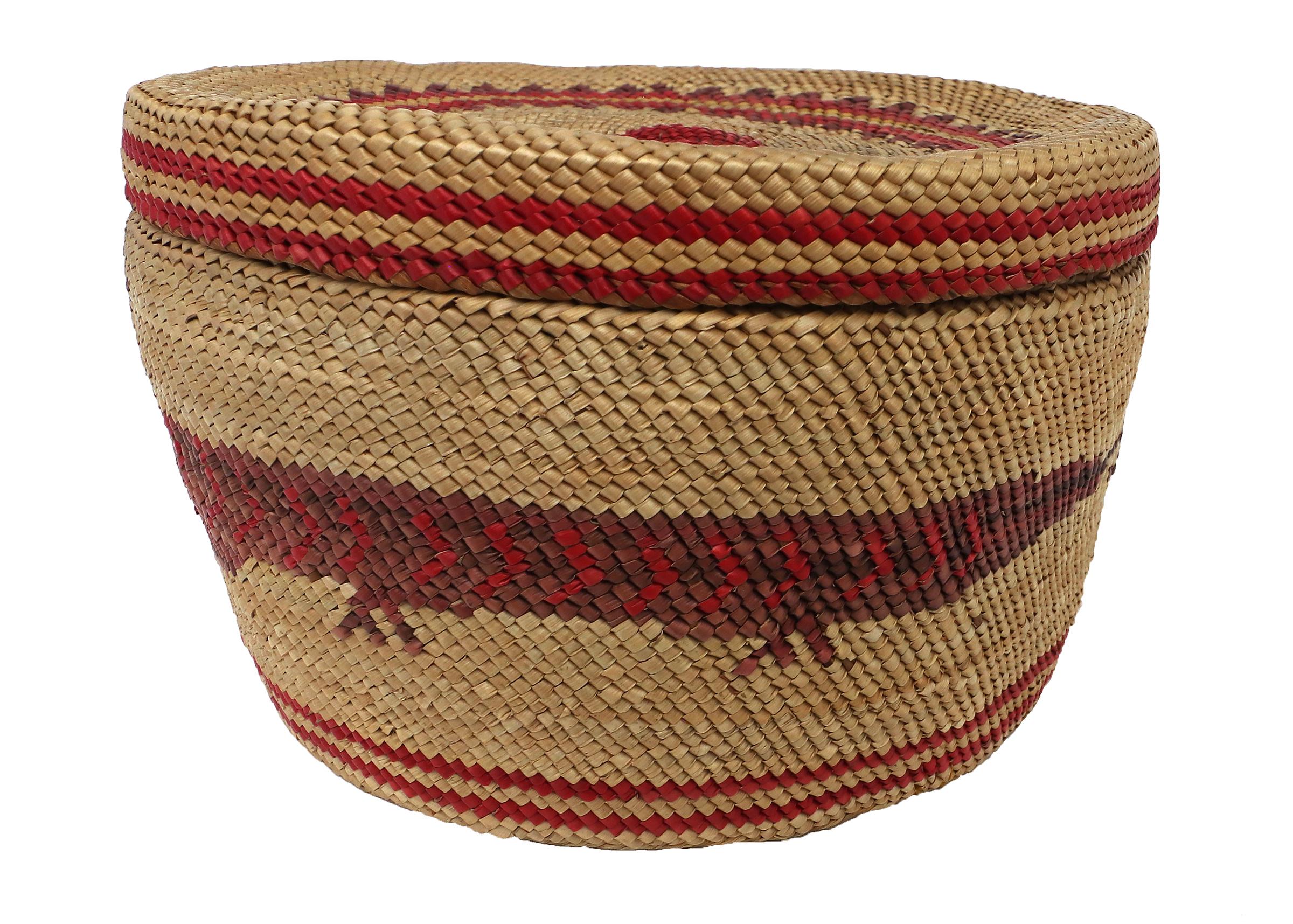 Nootka Northwest Coast 1900 Woven Basket with Top, Red and Black Designs For Sale 5
