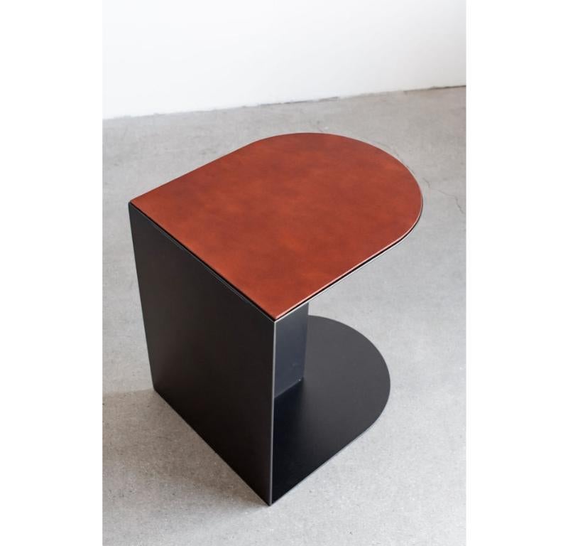 American Norah Accent Table with Leather in 18