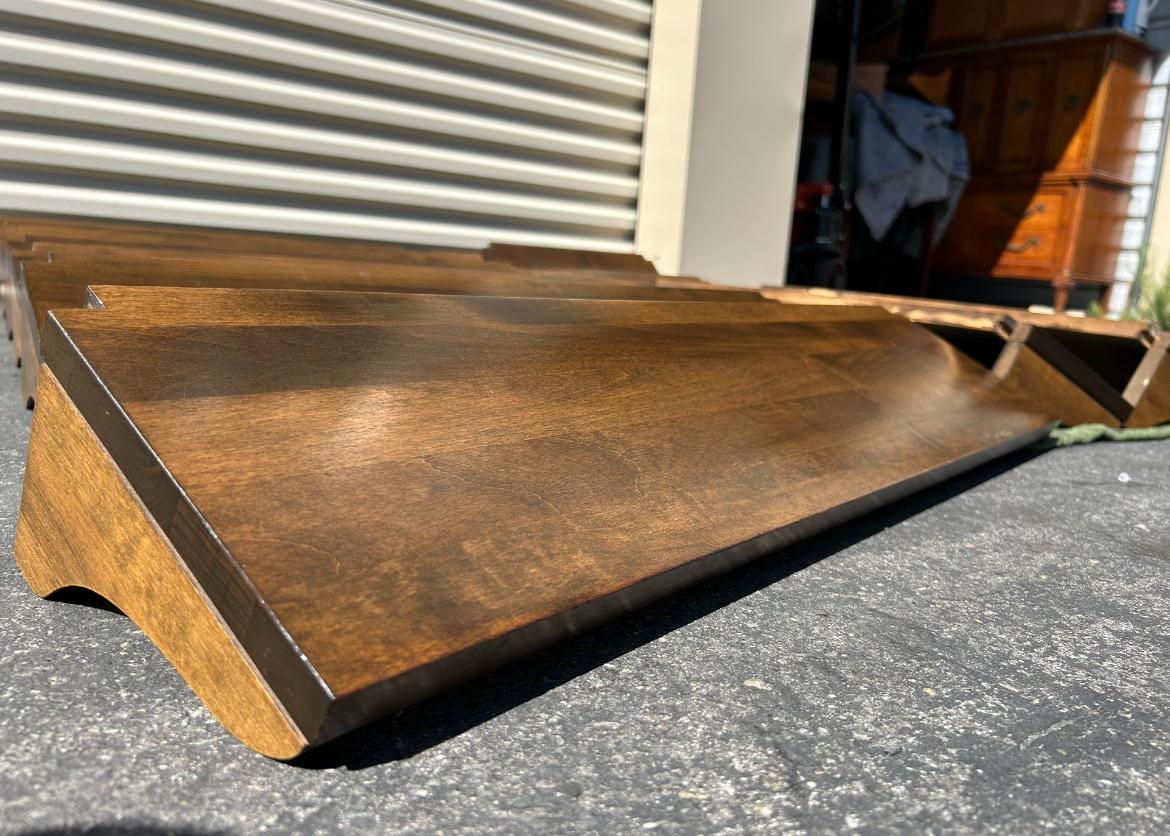 Noral Olson für Kopenhavn, 21 Teile, Wandregalsystem mit Einlegeböden (Holz) im Angebot
