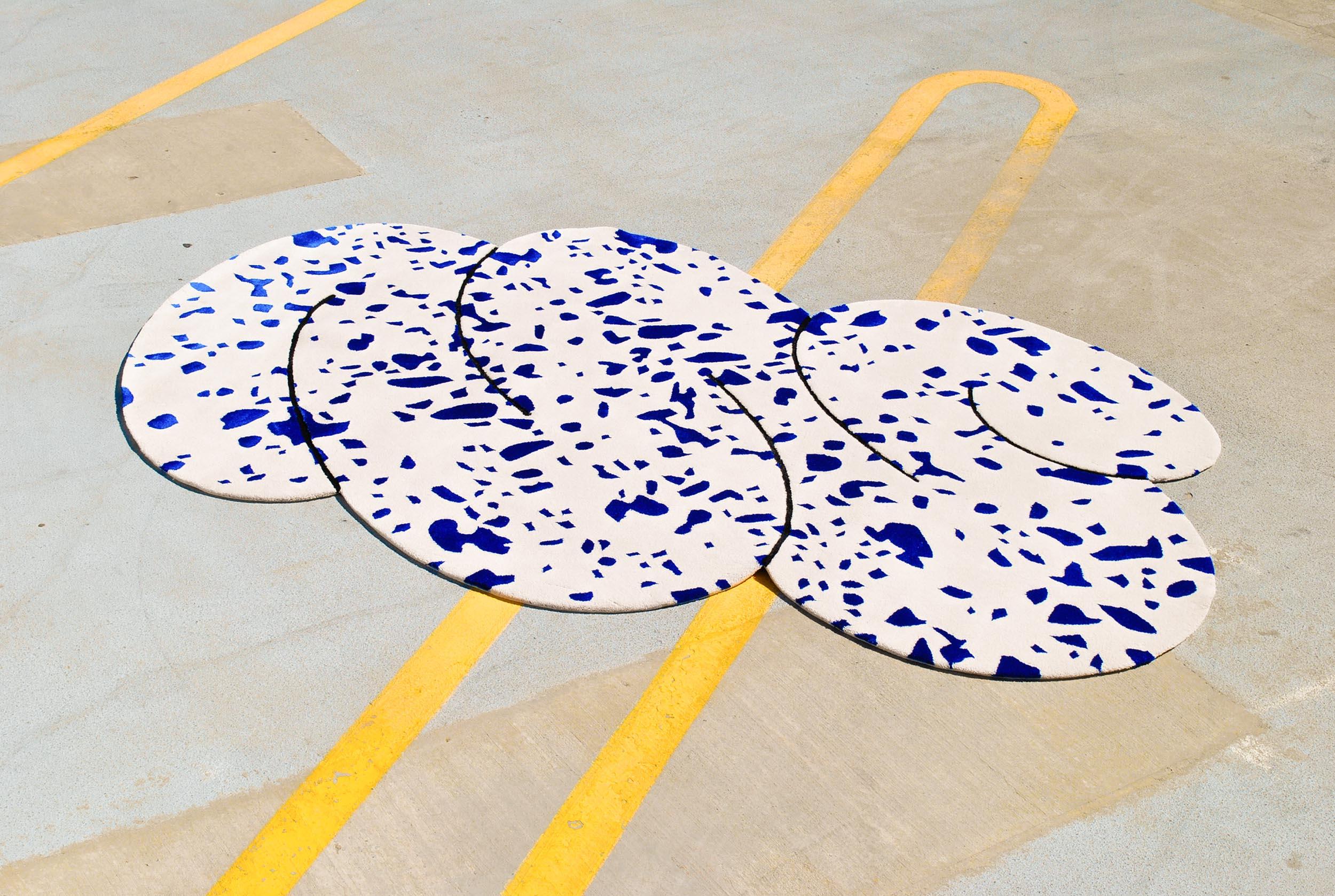 Laine Norden Hide Squiggle Rug Crafted in New Zealand Wool par Okej Studio en vente
