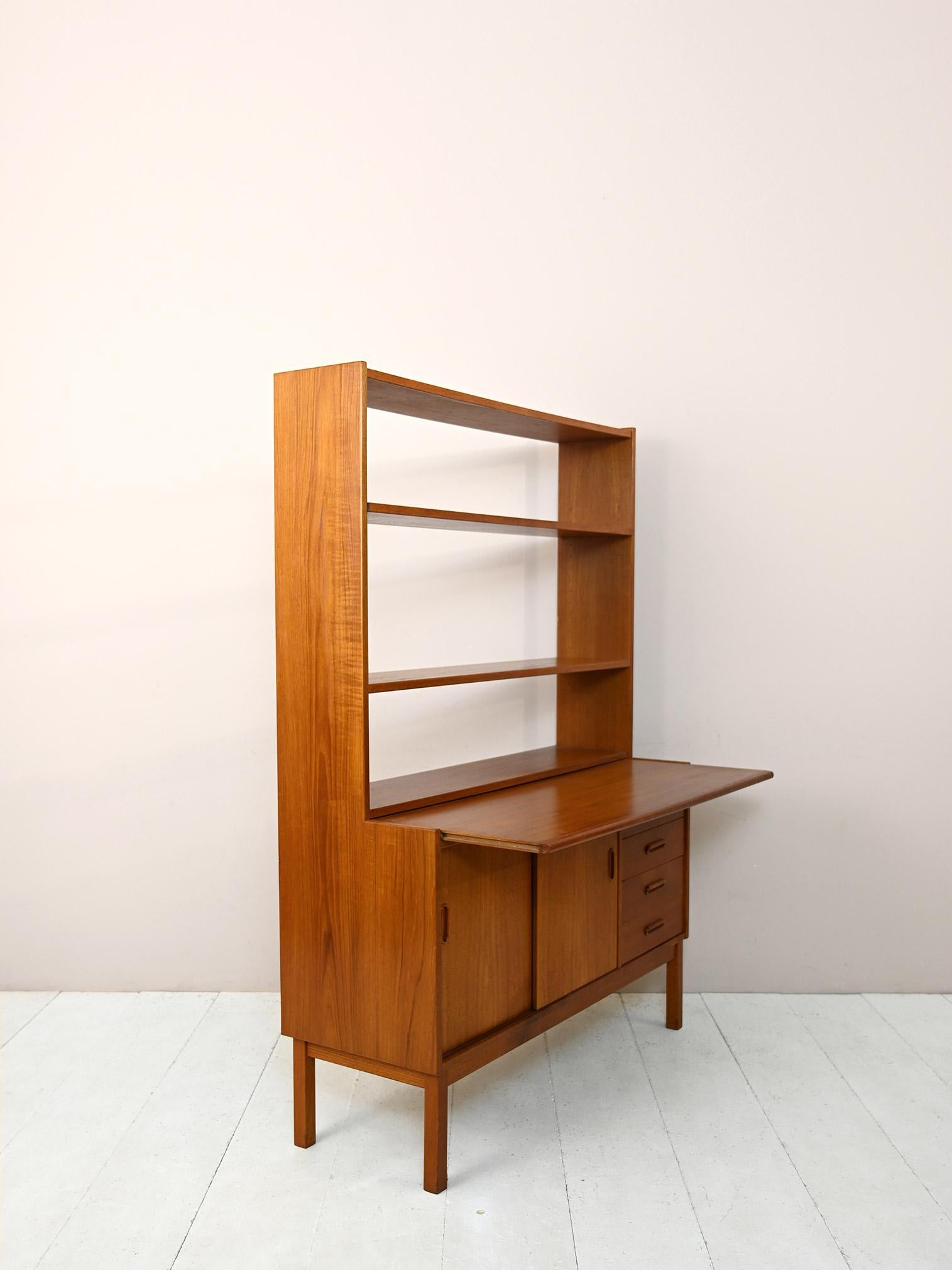 Nordic Bookcase Sideboard In Good Condition For Sale In Brescia, IT
