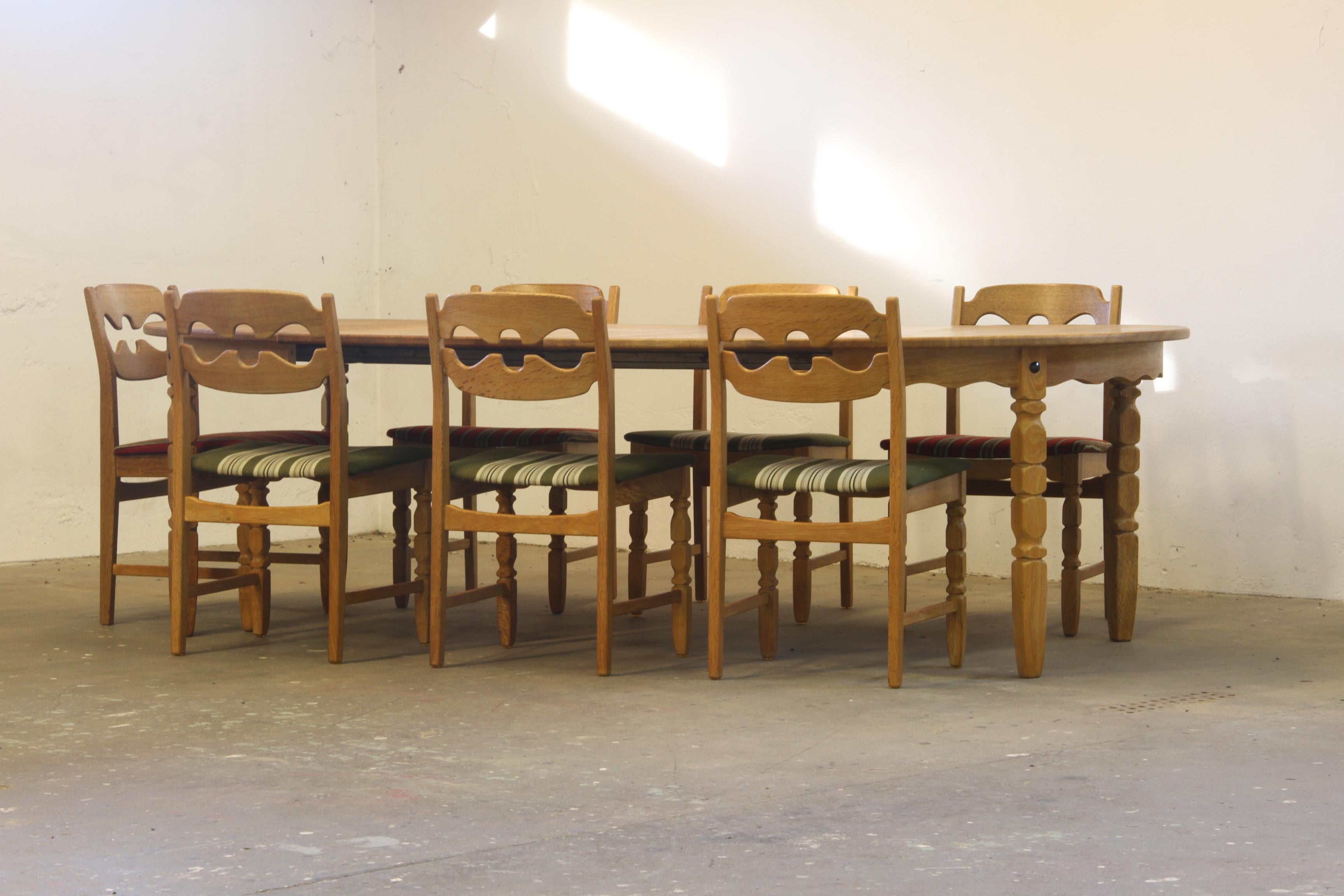 Nordic Brutalist Dining Table in Oak style of Henning Kjærnulf, 1960s For Sale 4