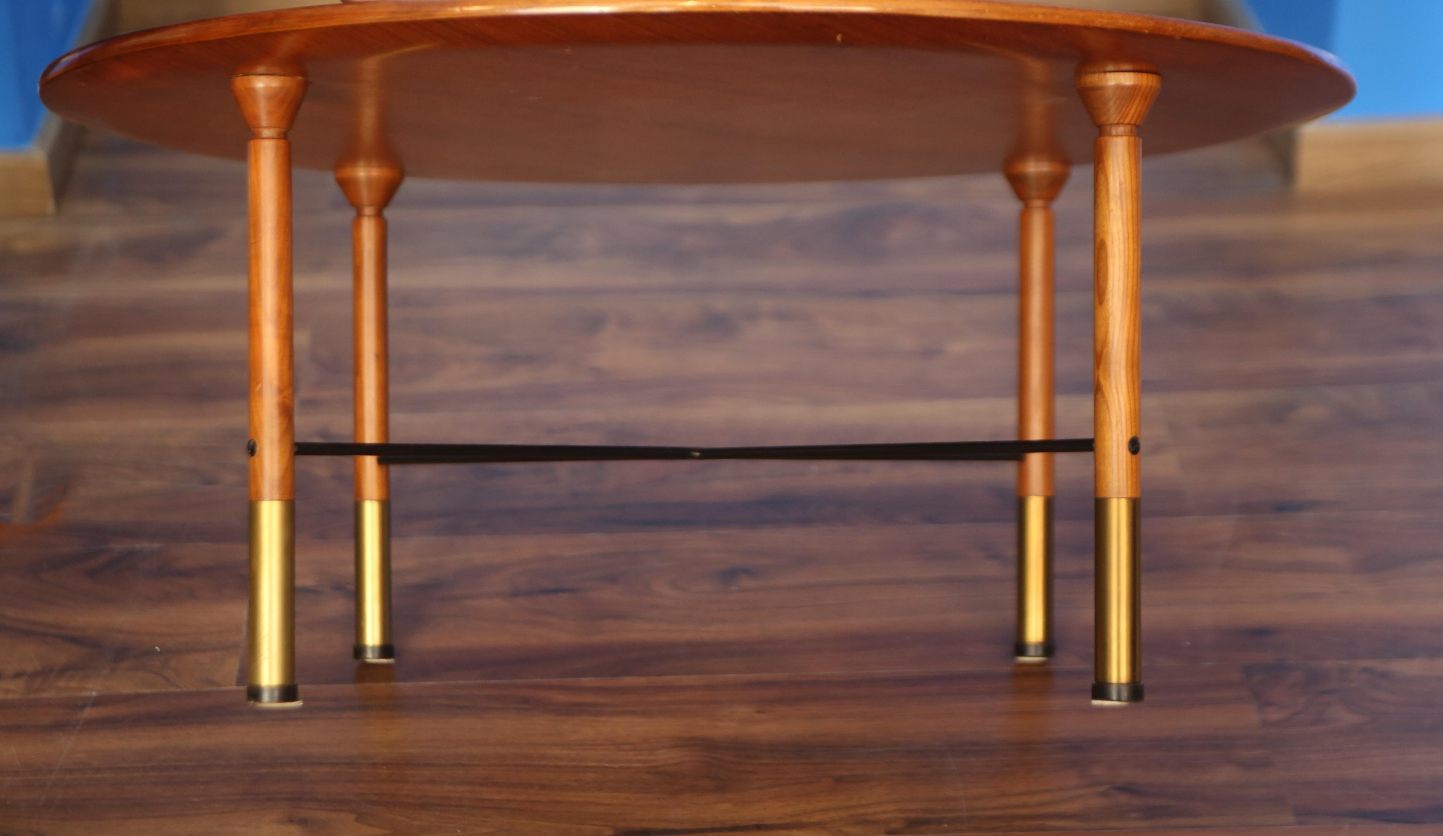 Nordic design coffee table from the 1960s In Excellent Condition For Sale In Vigevano, PV