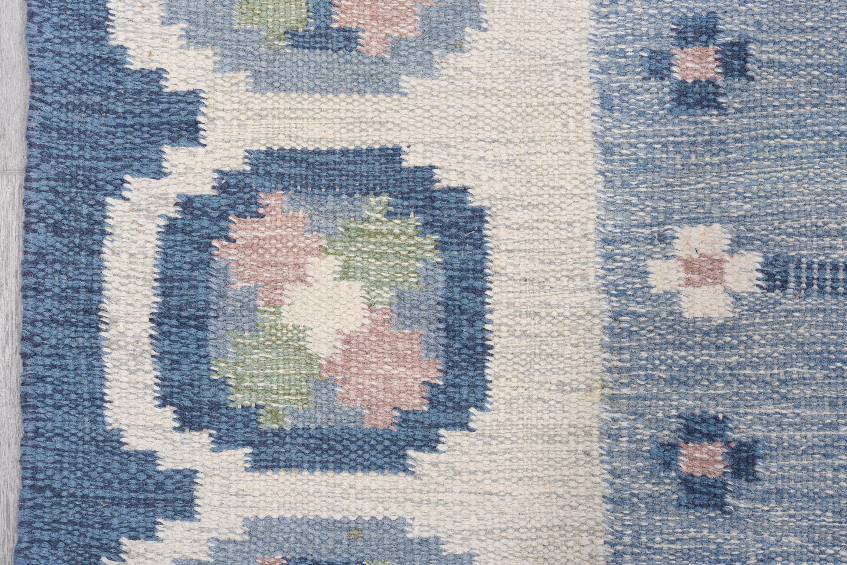 Mid-20th Century Nordic Kilim For Sale