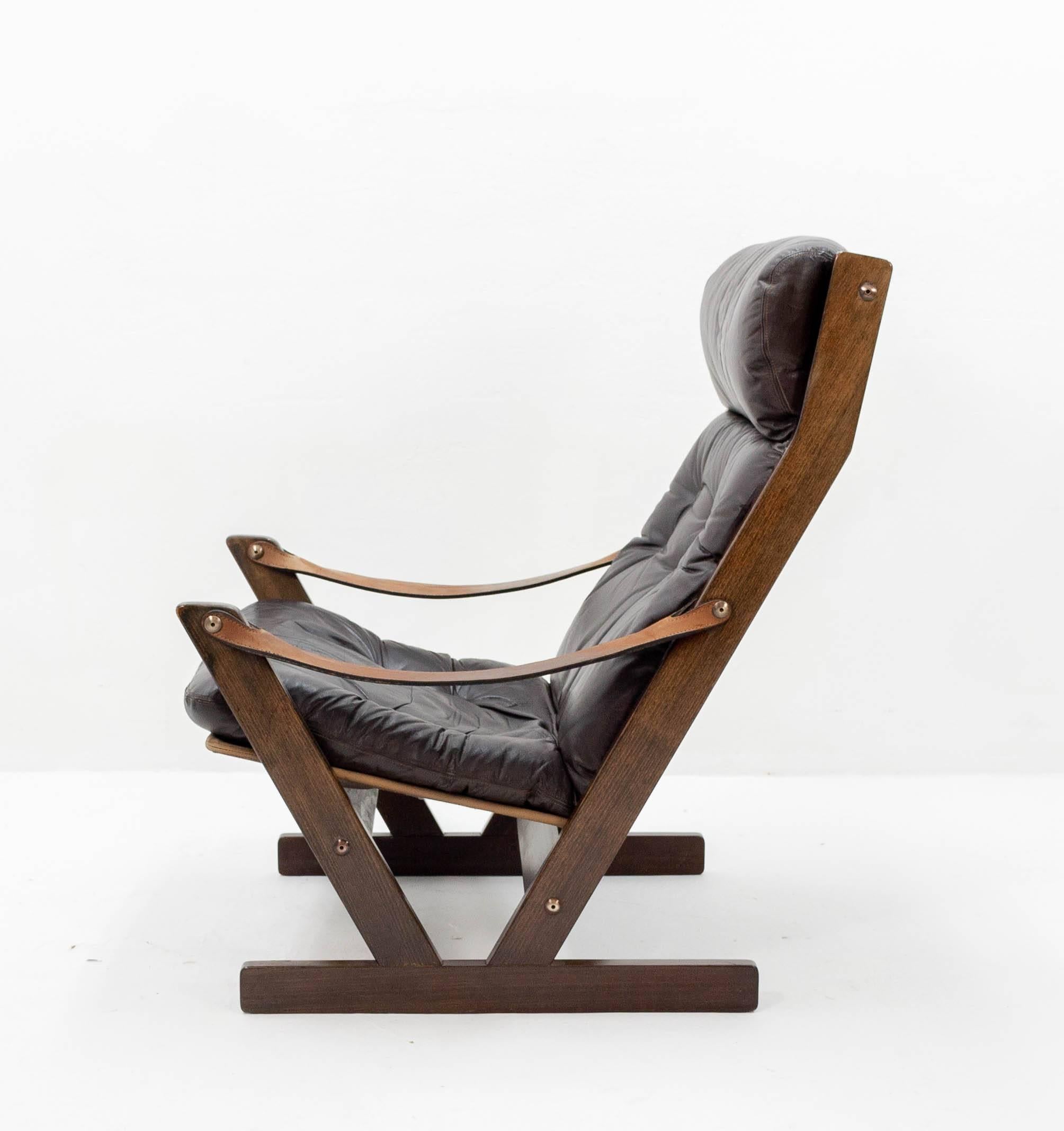 Nordic Leather Lounge Chair In Good Condition In Den Haag, NL
