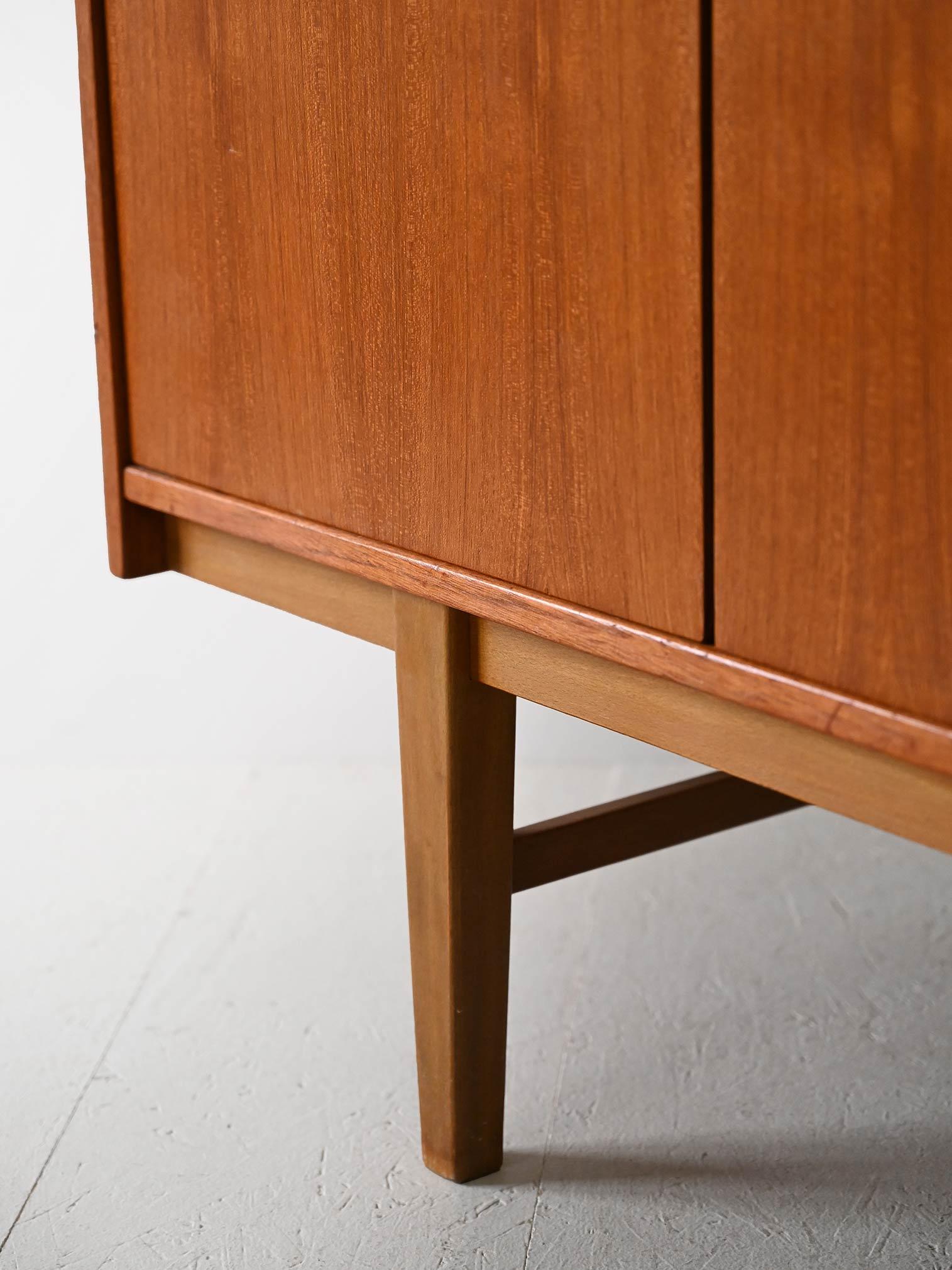 Nordic-made sideboard with drawers 1