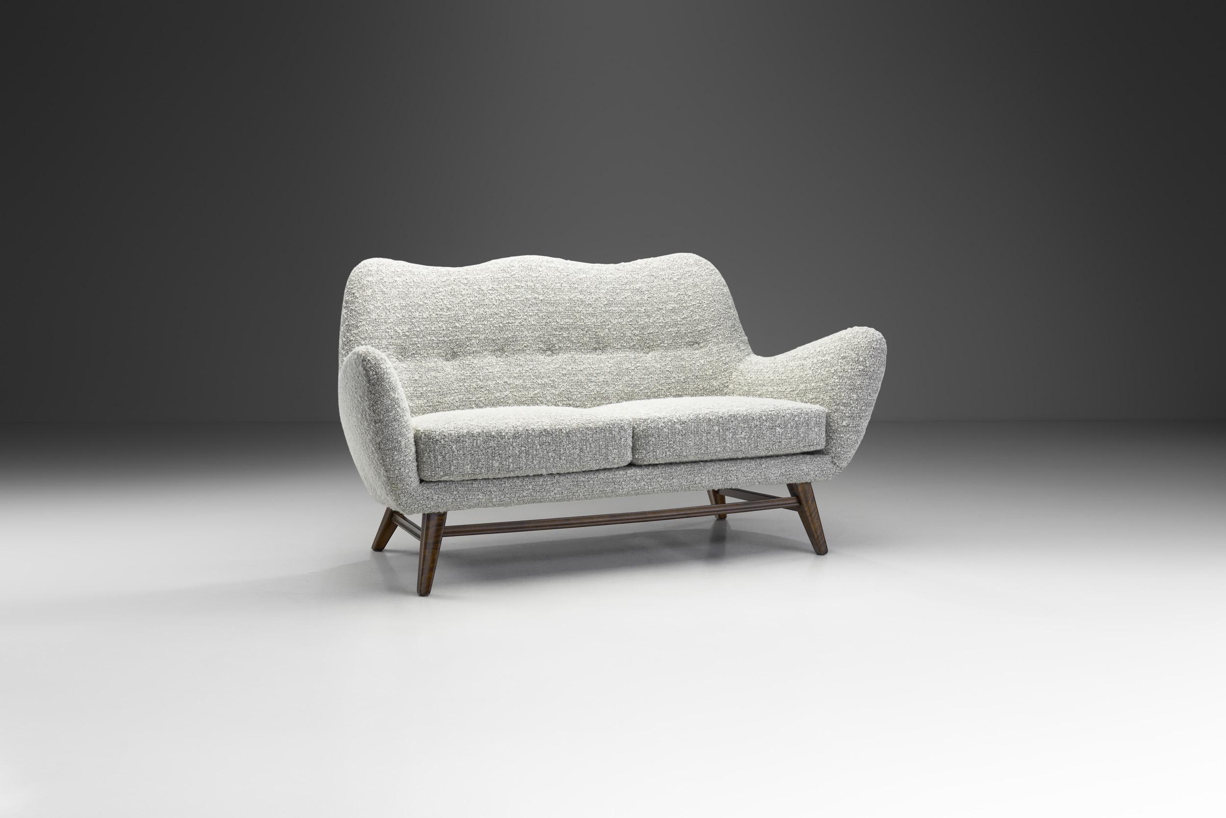 While a sofa with a rounded shape is not ground-breaking, it has typically been reserved for people who could afford to choose an artistic style over a practical one. That is, until Nordic designers and cabinetmakers came to the picture. Nordic