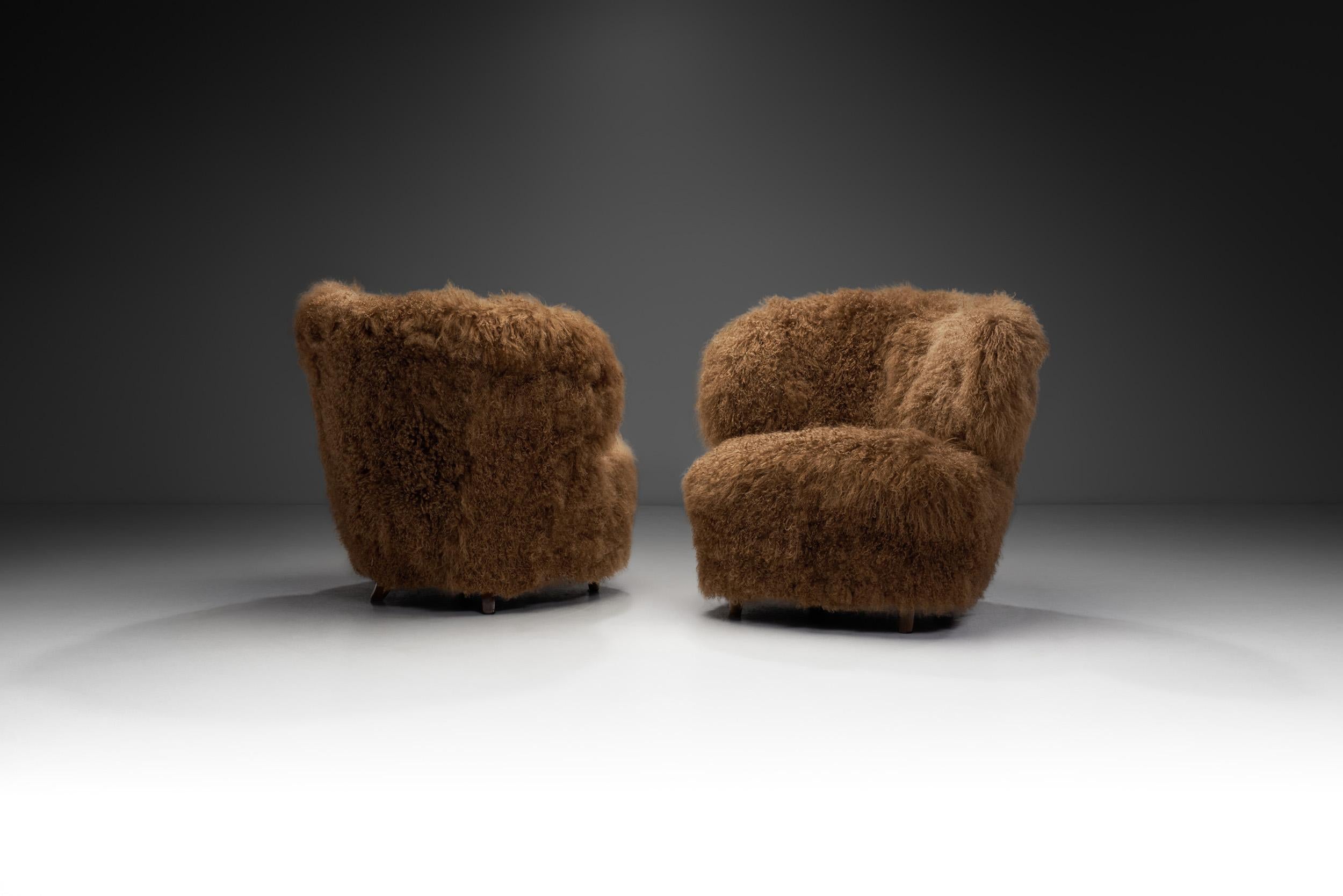 Finnish Nordic Modern Lounge Chairs in Longhair Sheepskin, Finland ca 1950s For Sale