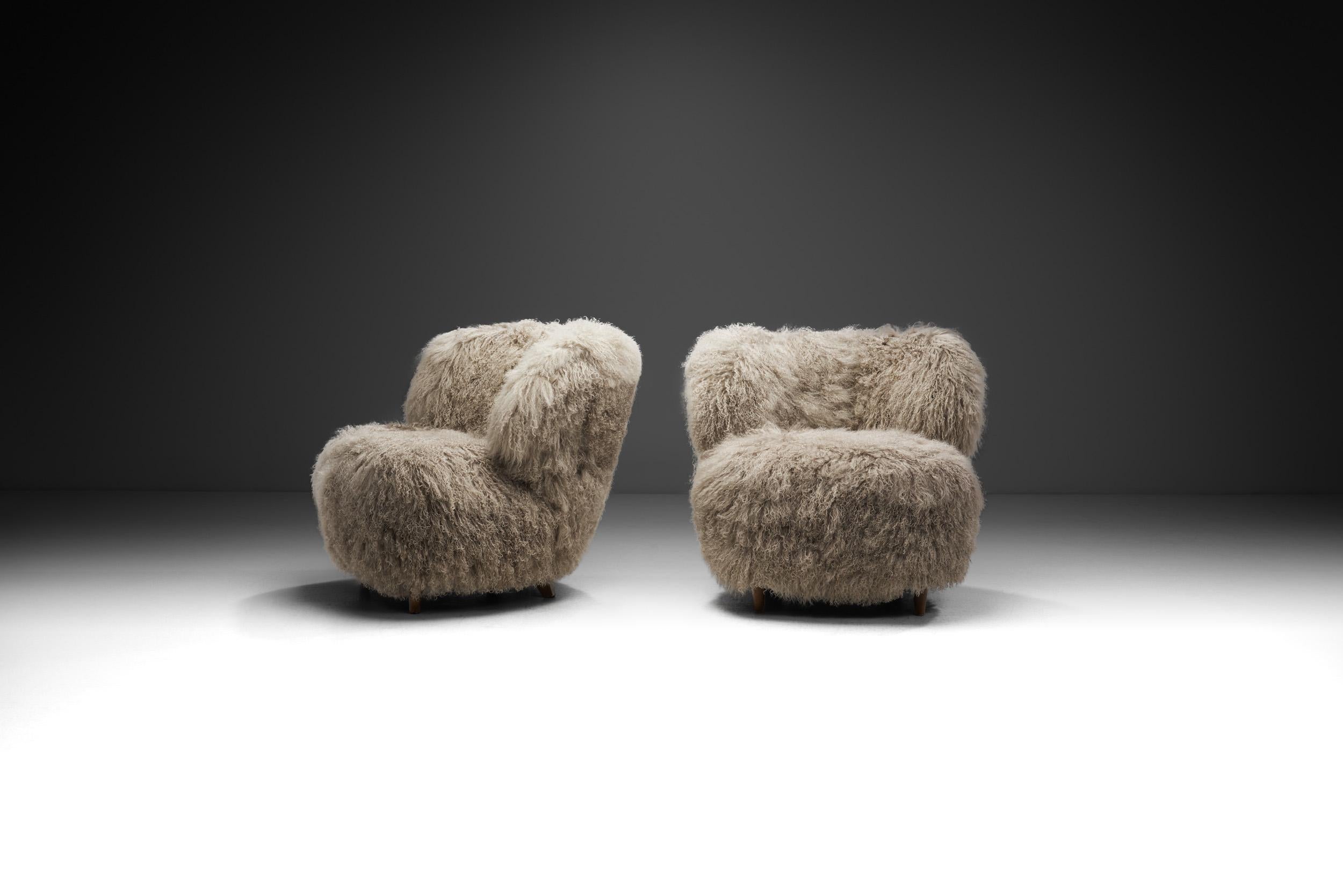 Mid-Century Modern Nordic Modern Lounge Chairs in Mongolian Shearling, Finland ca 1950s For Sale