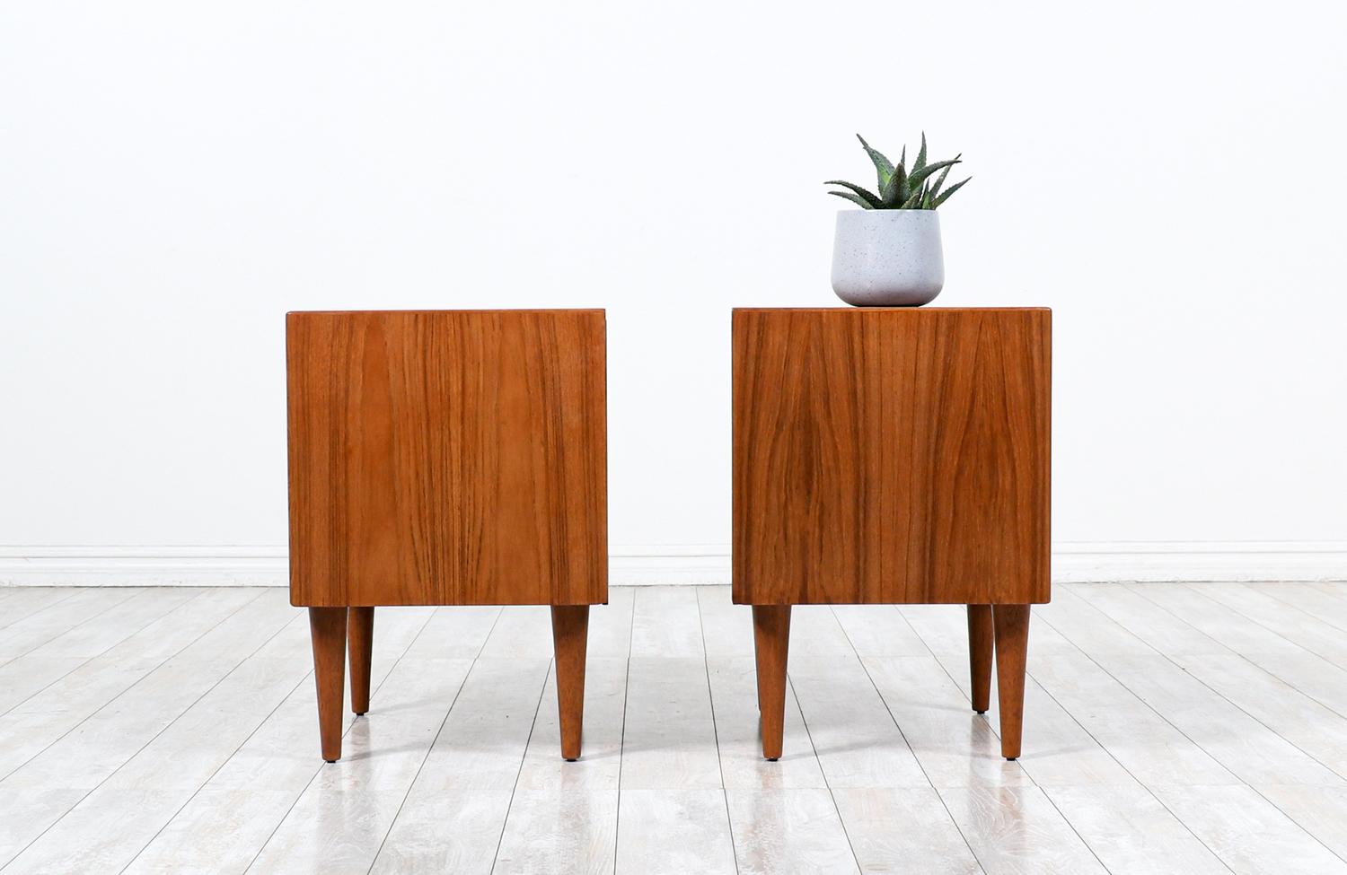 Nordic Modern Teak Night Stands with Bookcase by Westnofa In Excellent Condition In Los Angeles, CA