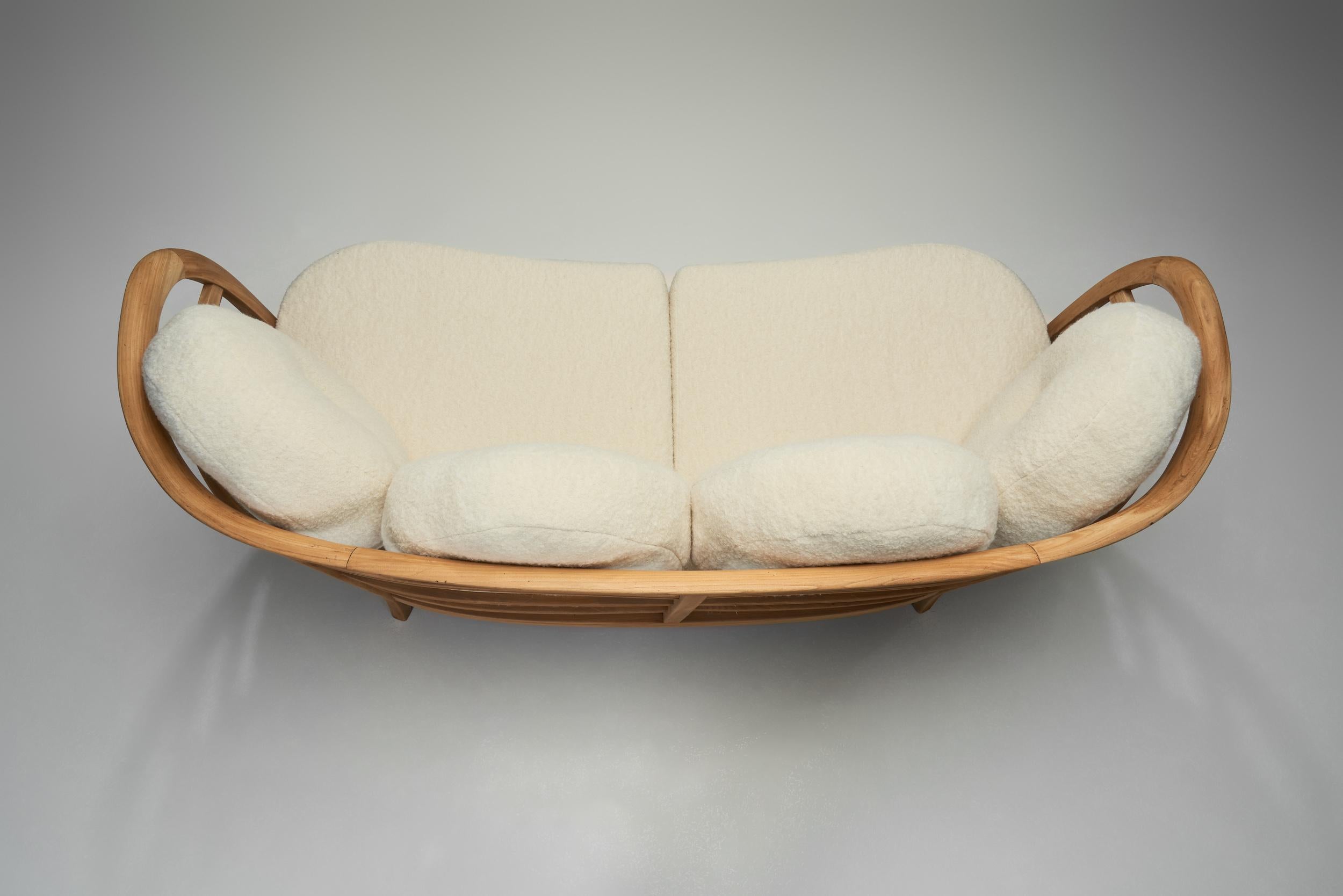 Nordisch-modernes zweisitziges Sofa von Oy Boman Ab, Finnland 1940er Jahre im Angebot 1
