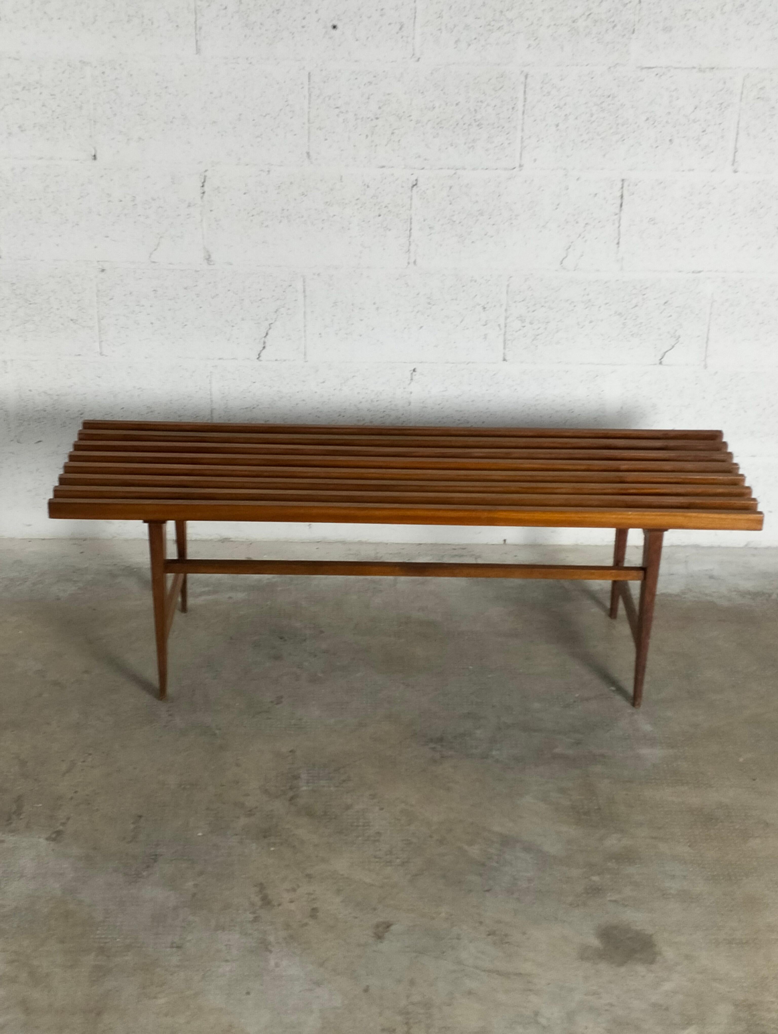 Nordic Scandinavian Style Teak Bench from the 1960s In Good Condition For Sale In Padova, IT