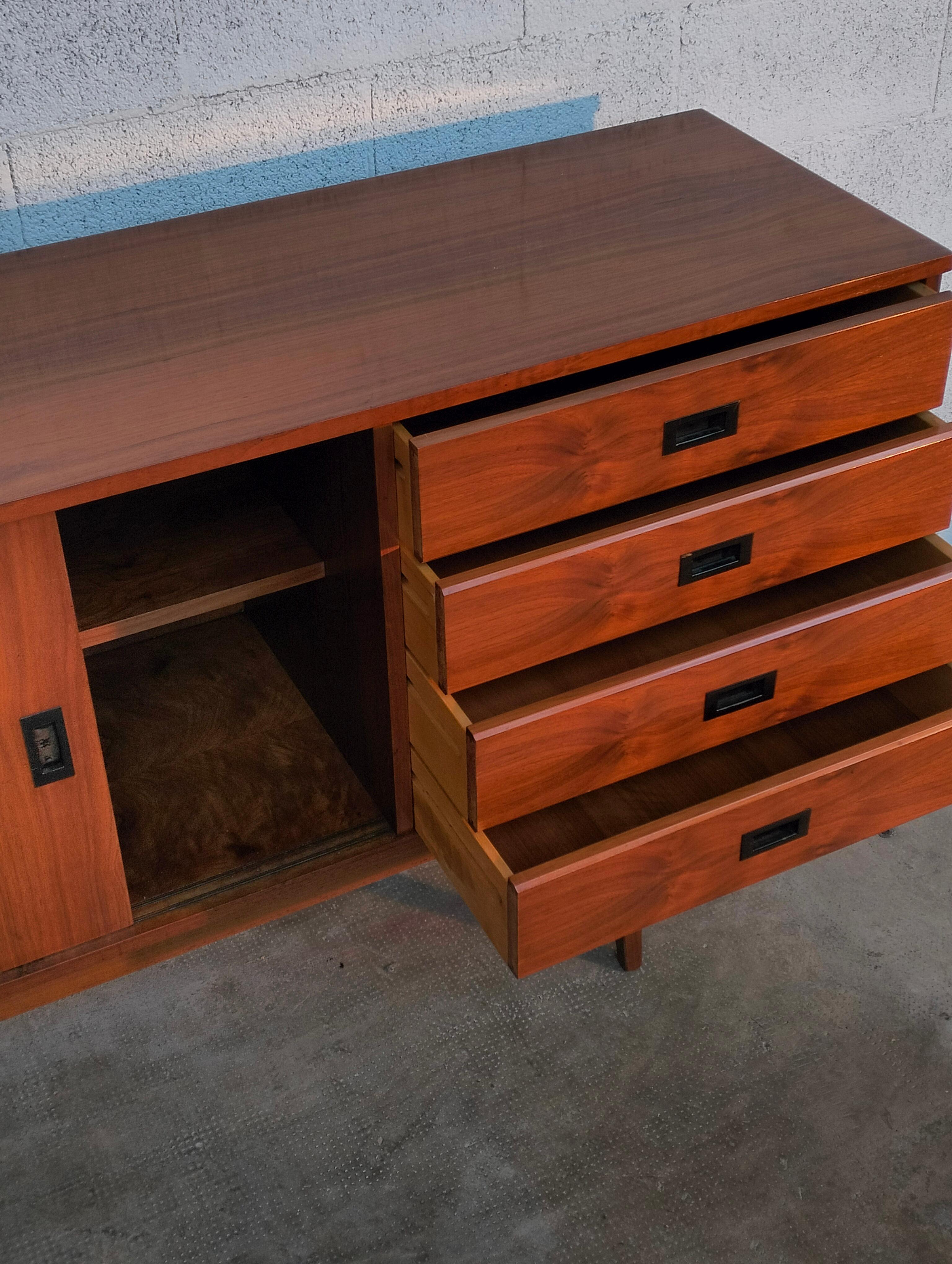 Nordic Scandinavian Style Teak Sideboard from the 1960s For Sale 3