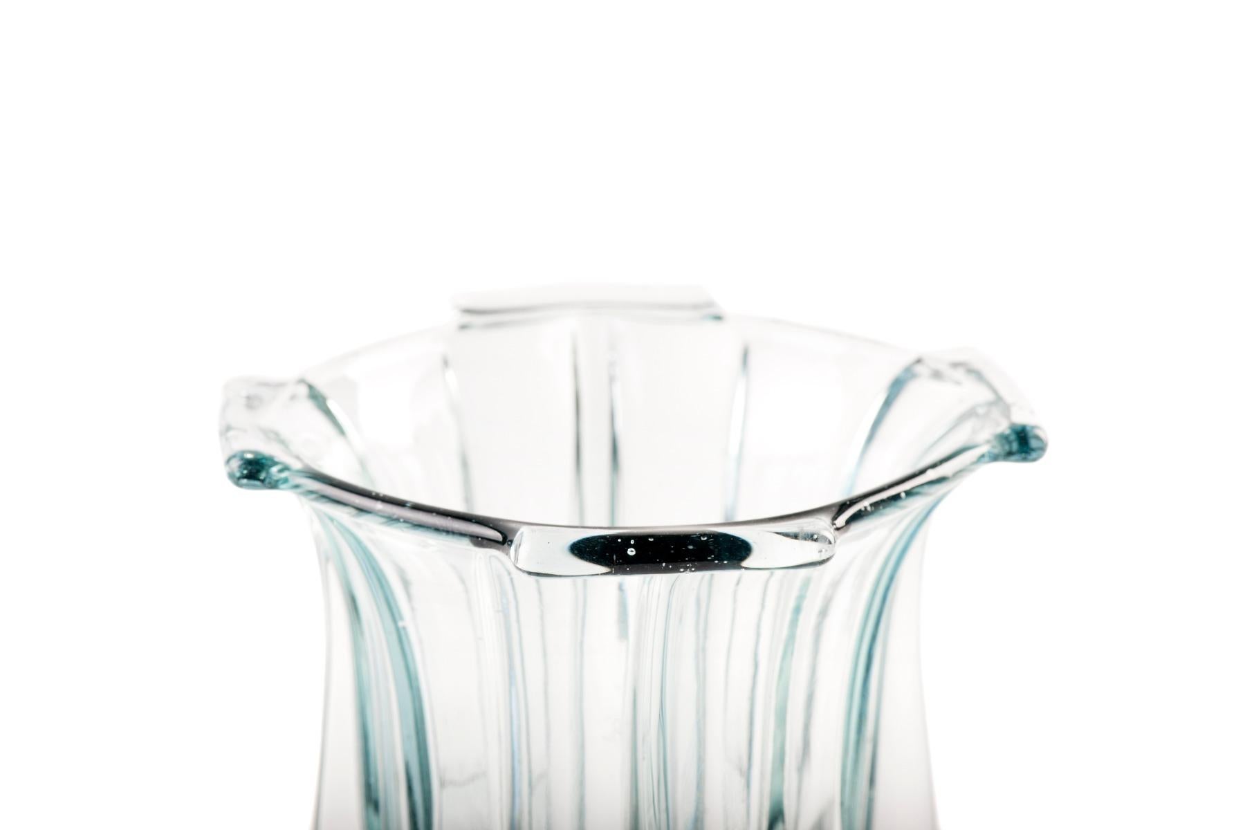 Sconosciuto Vaso di vetro in stile nordico, Europa del Nord, anni '50 in vendita