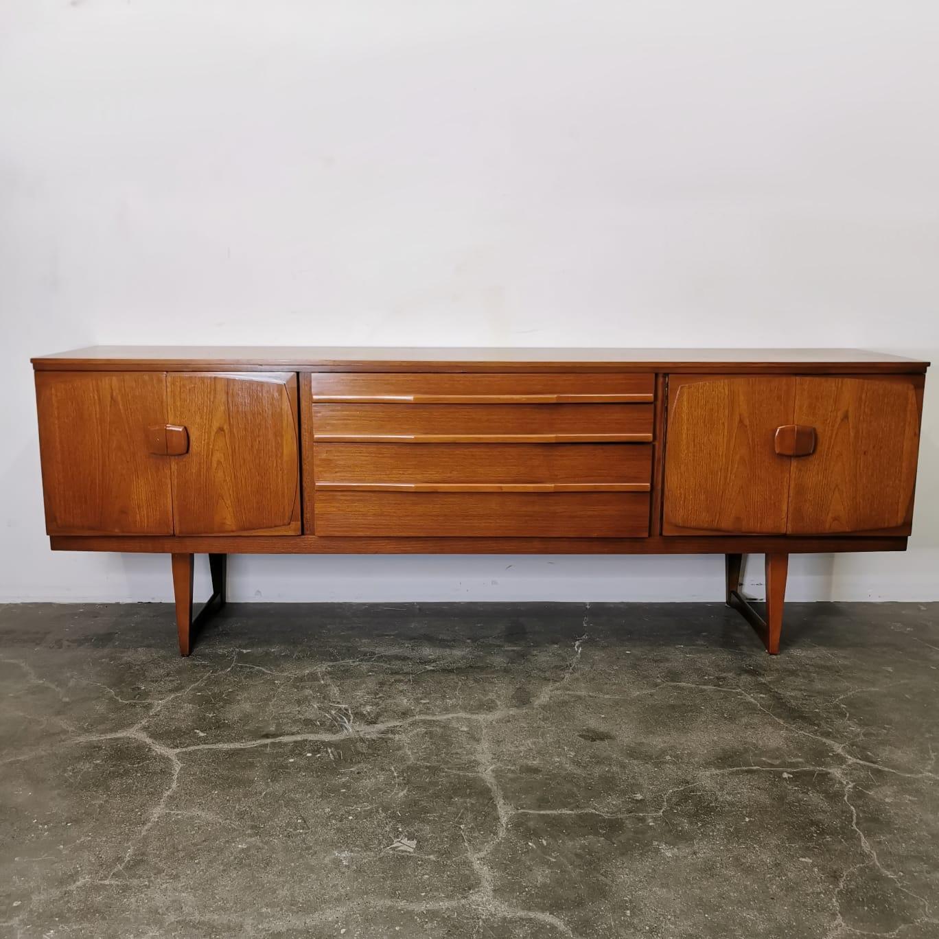 Modern Nordic Style Sideboard