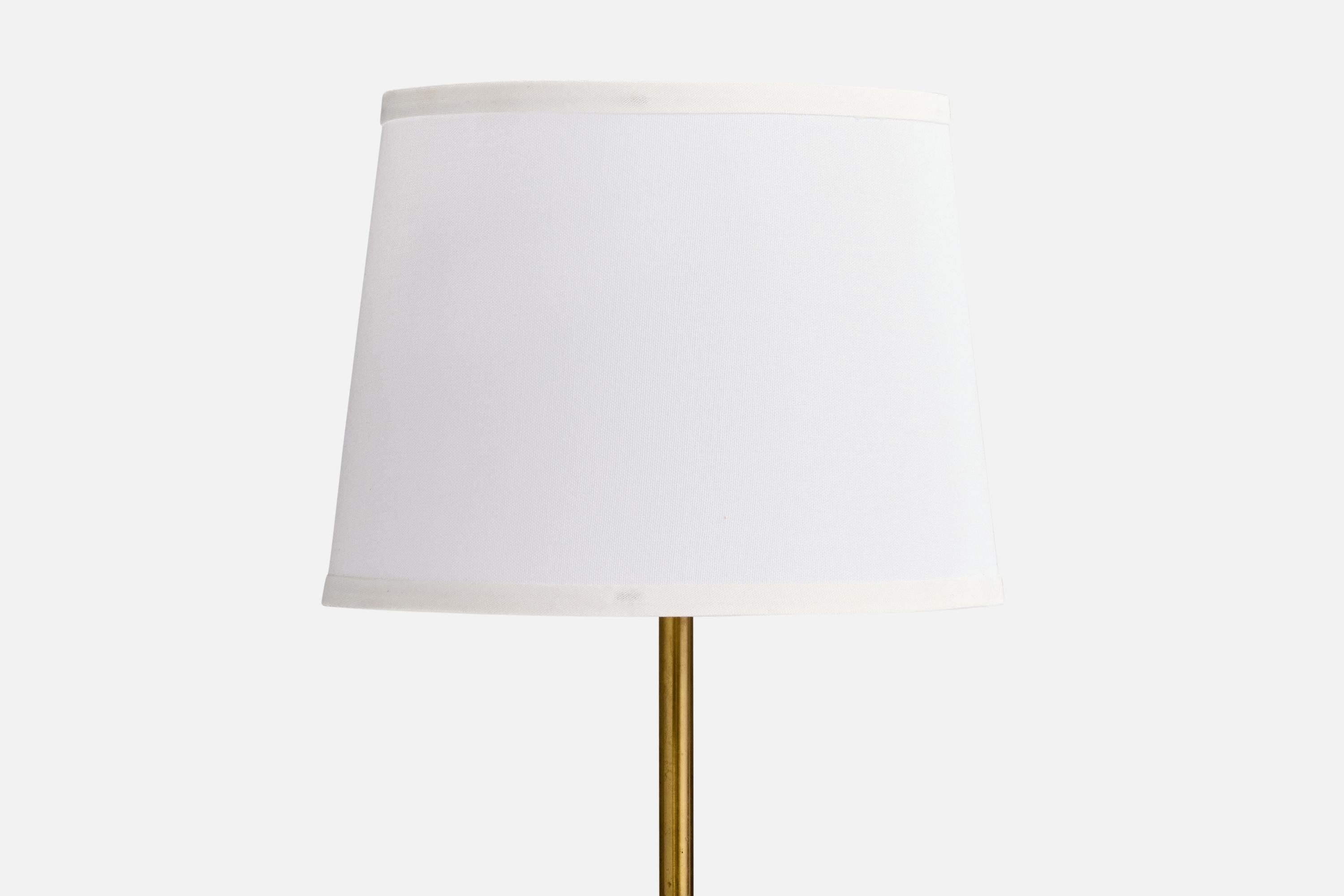Nordiska Kompaniet, Stehlampe, Messing, Stoff, Schweden, 1940er Jahre (Skandinavische Moderne) im Angebot