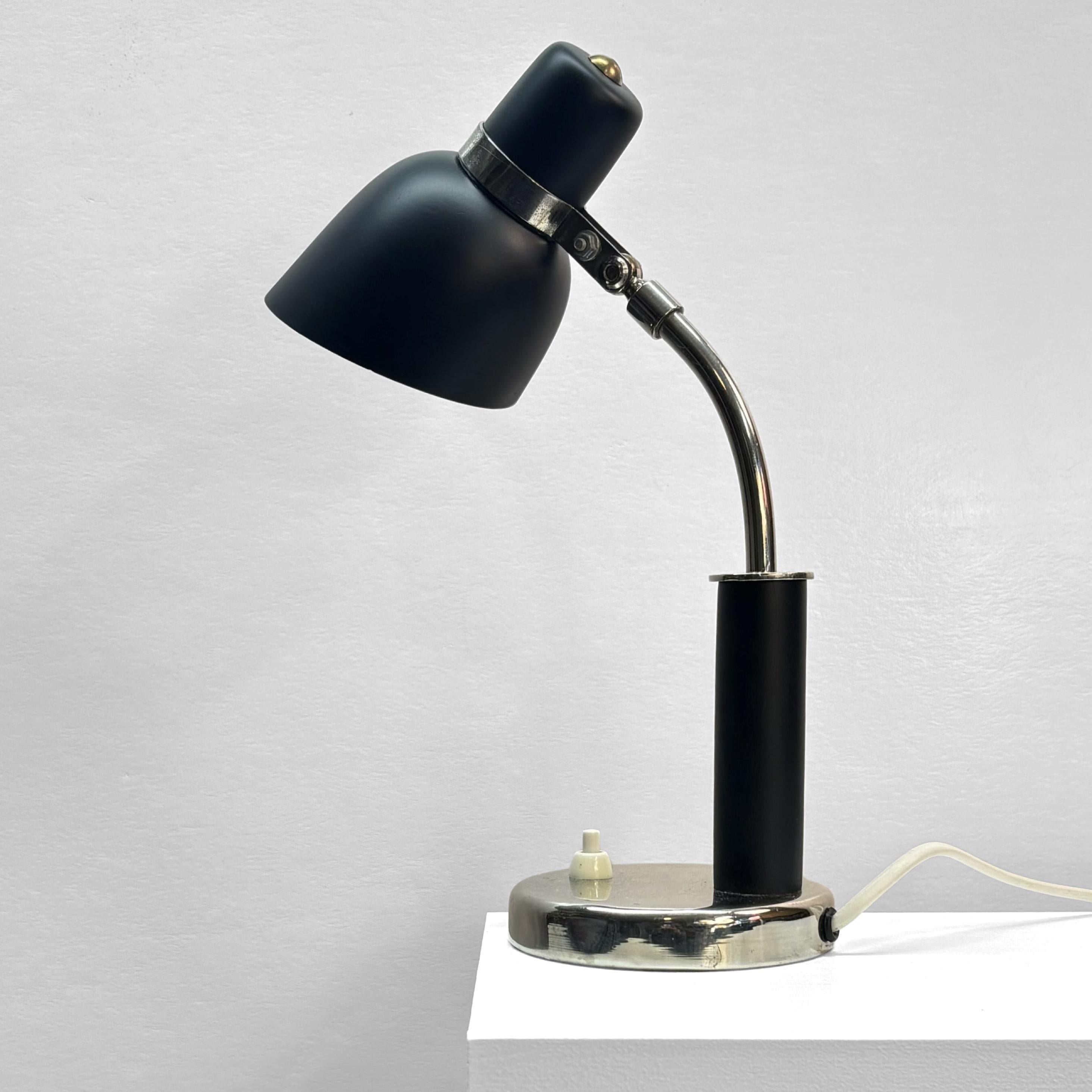 Suédois Lampe de table moderniste Nordiska Kompaniet, Scandinavian modern, Suède, années 1930 en vente