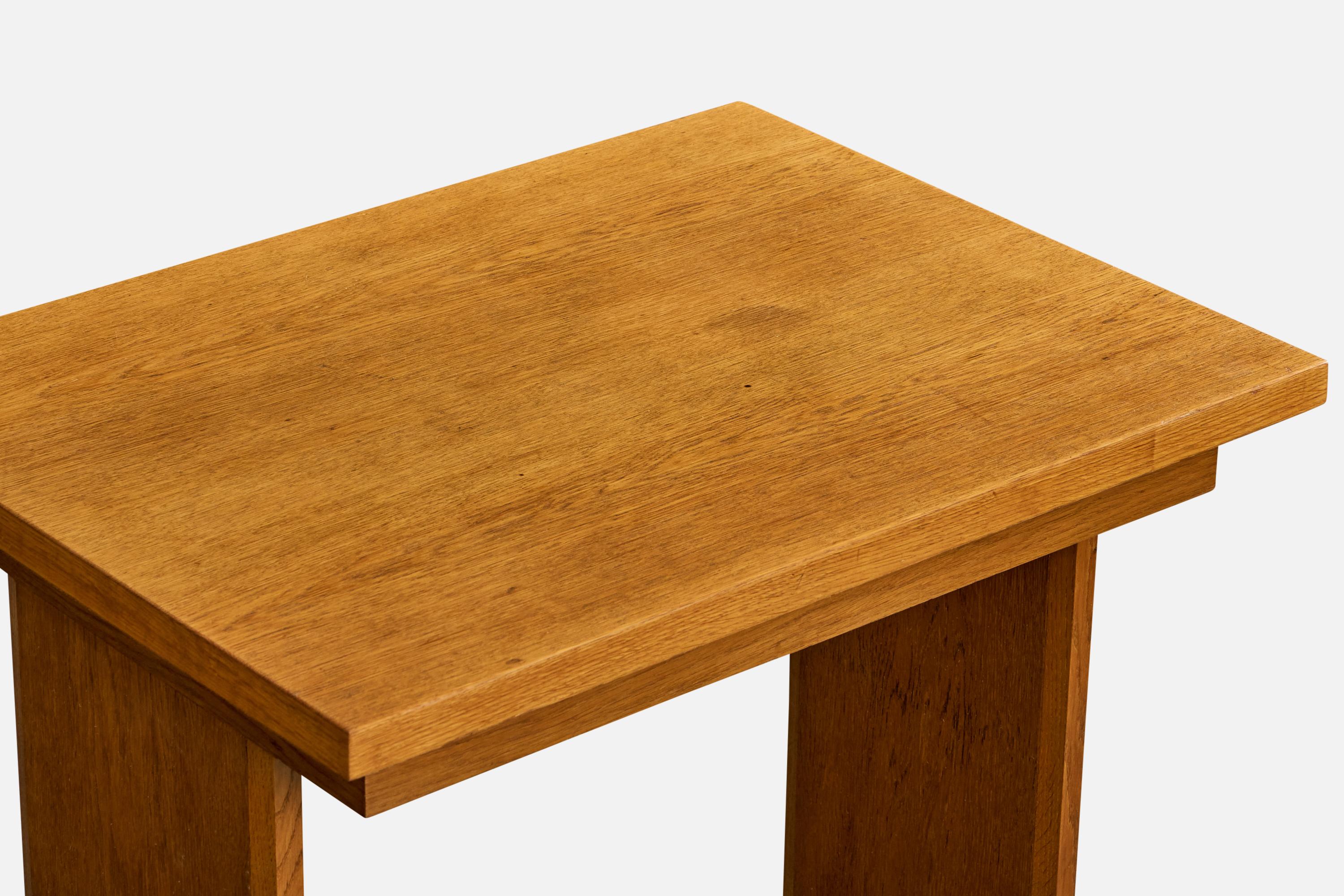 Nordiska Kompaniet, Side Tables, Oak, Sweden, 1930s For Sale 4