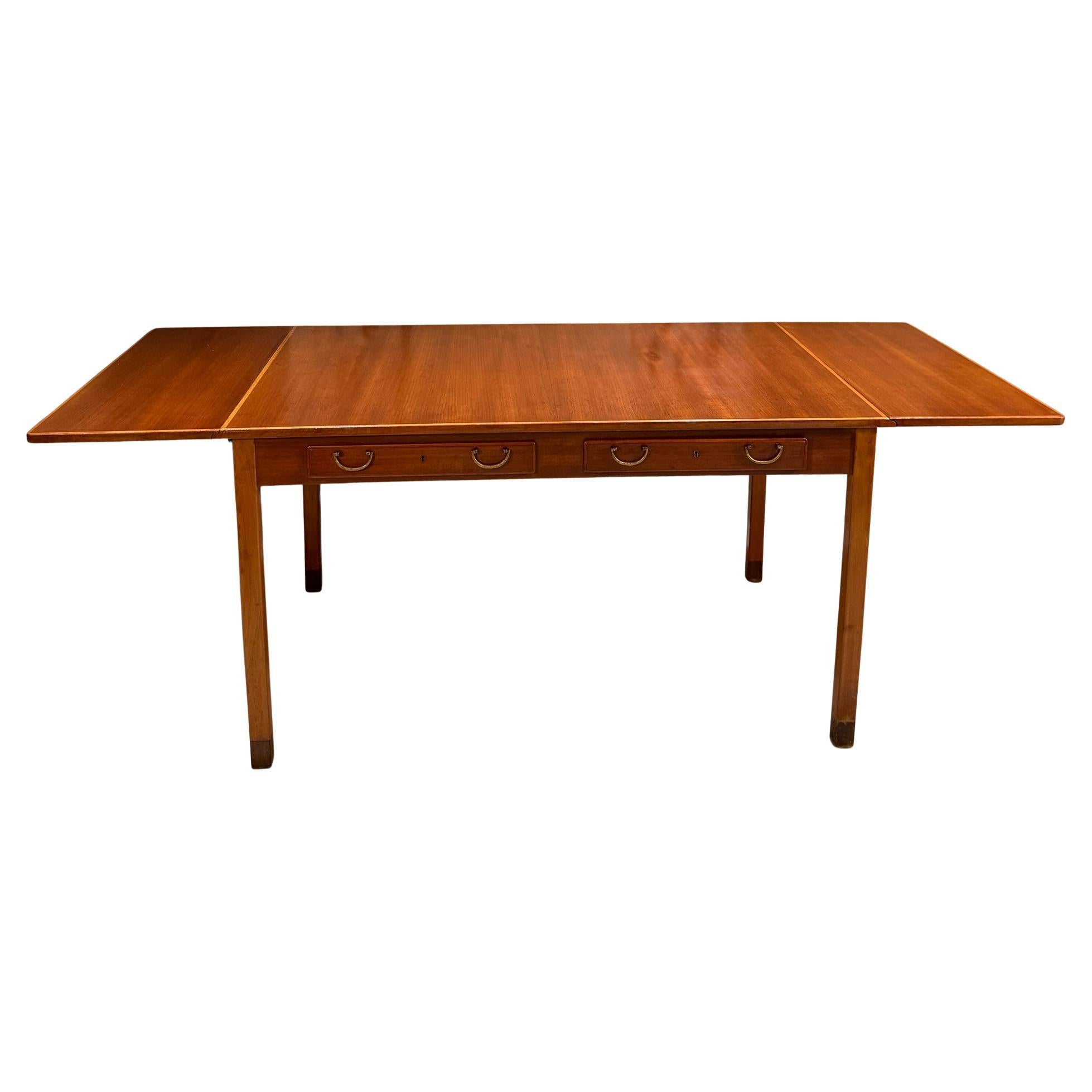 Scrivania in teak Nordiska Kompaniet David Rosen Svezia The Modern Scandinavian in vendita